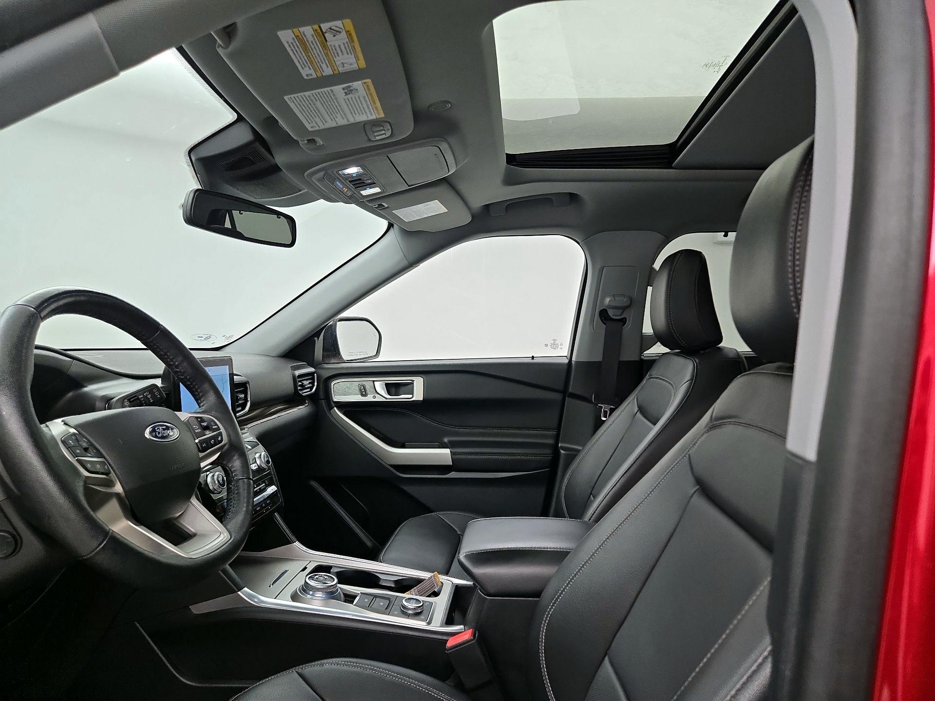 Thumbnail: 2021 Ford Explorer - 20