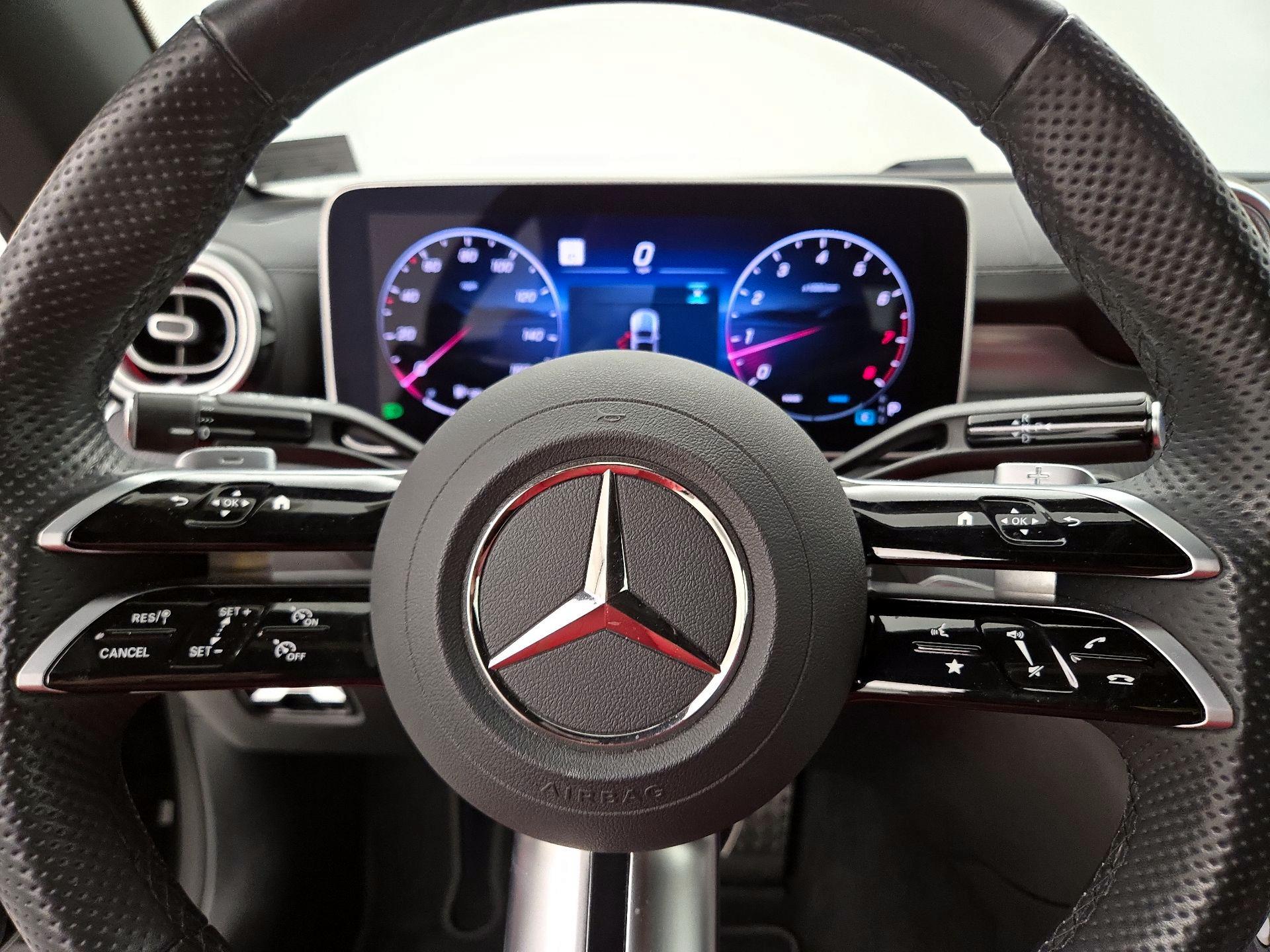 Thumbnail: 2025 Mercedes-Benz CLE - 10