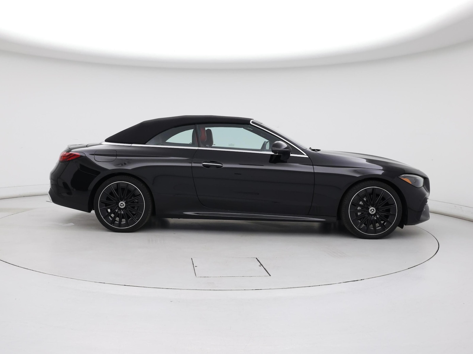 2025 Mercedes-Benz CLE CLE 300 - Photo 8
