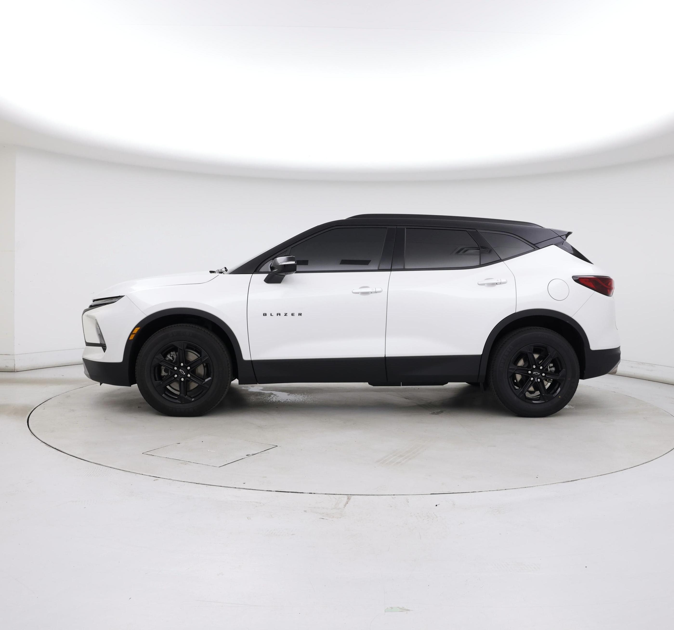 Thumbnail: 2024 Chevrolet Blazer - 3