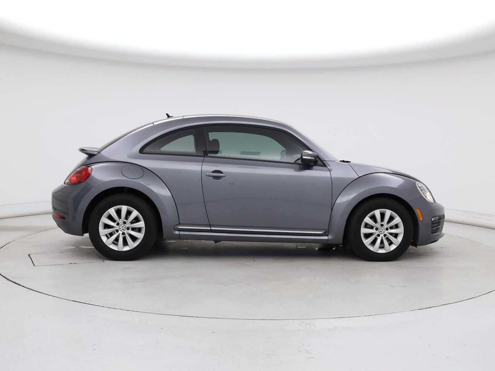 2019 Volkswagen Beetle S - Photo 8