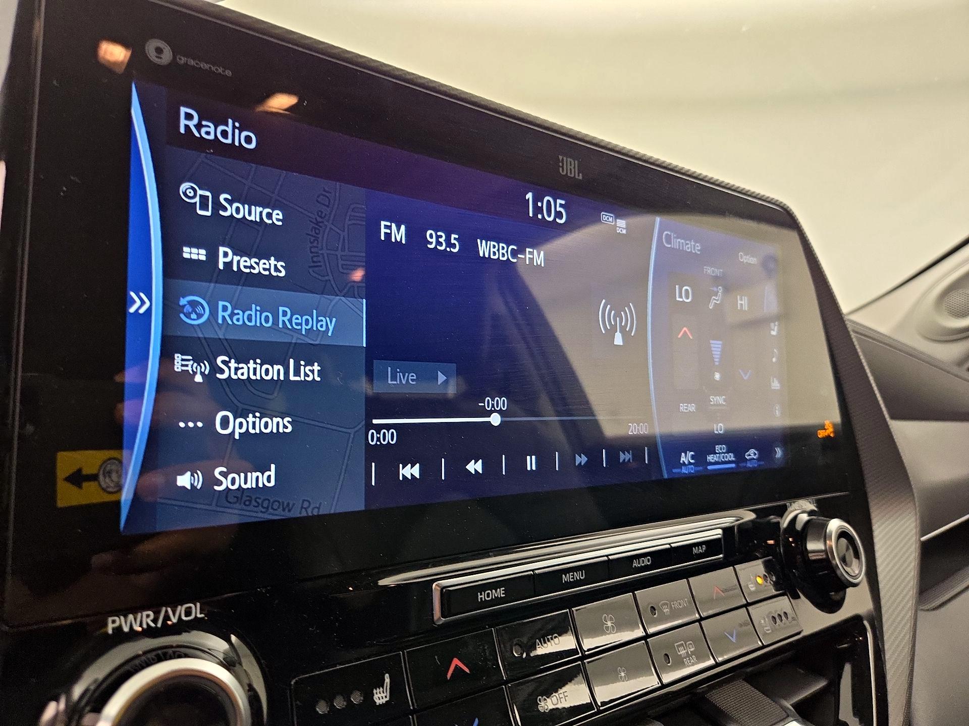 Thumbnail: 2021 Toyota Highlander - 16