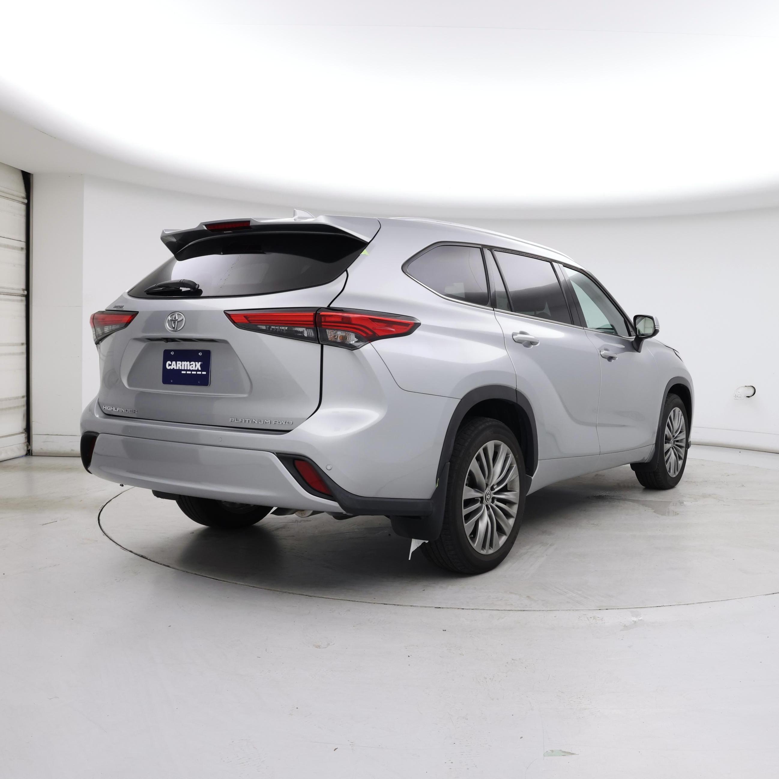 Thumbnail: 2021 Toyota Highlander - 8
