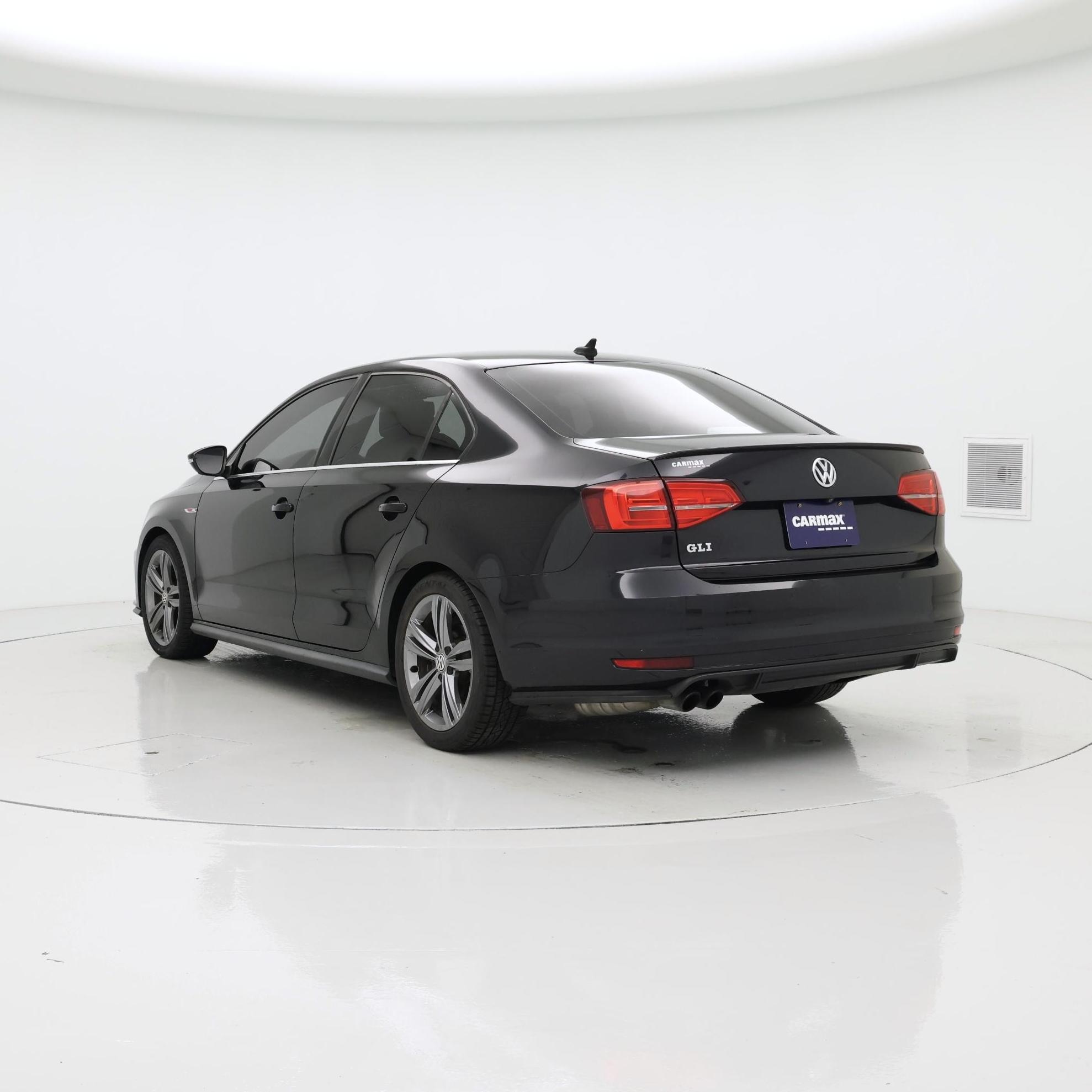 Thumbnail: 2016 Volkswagen Jetta - 2