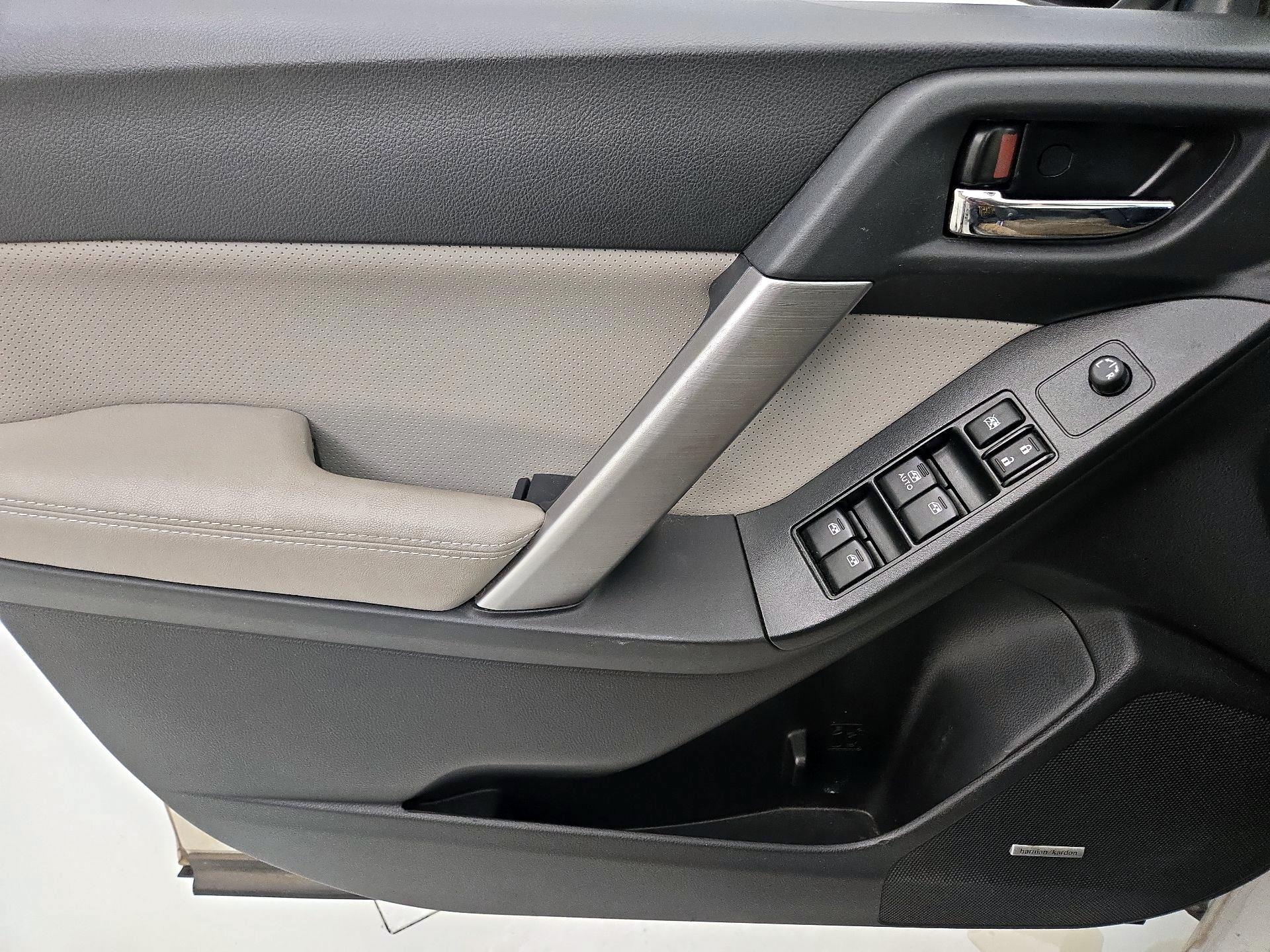 Thumbnail: 2015 Subaru Forester - 12