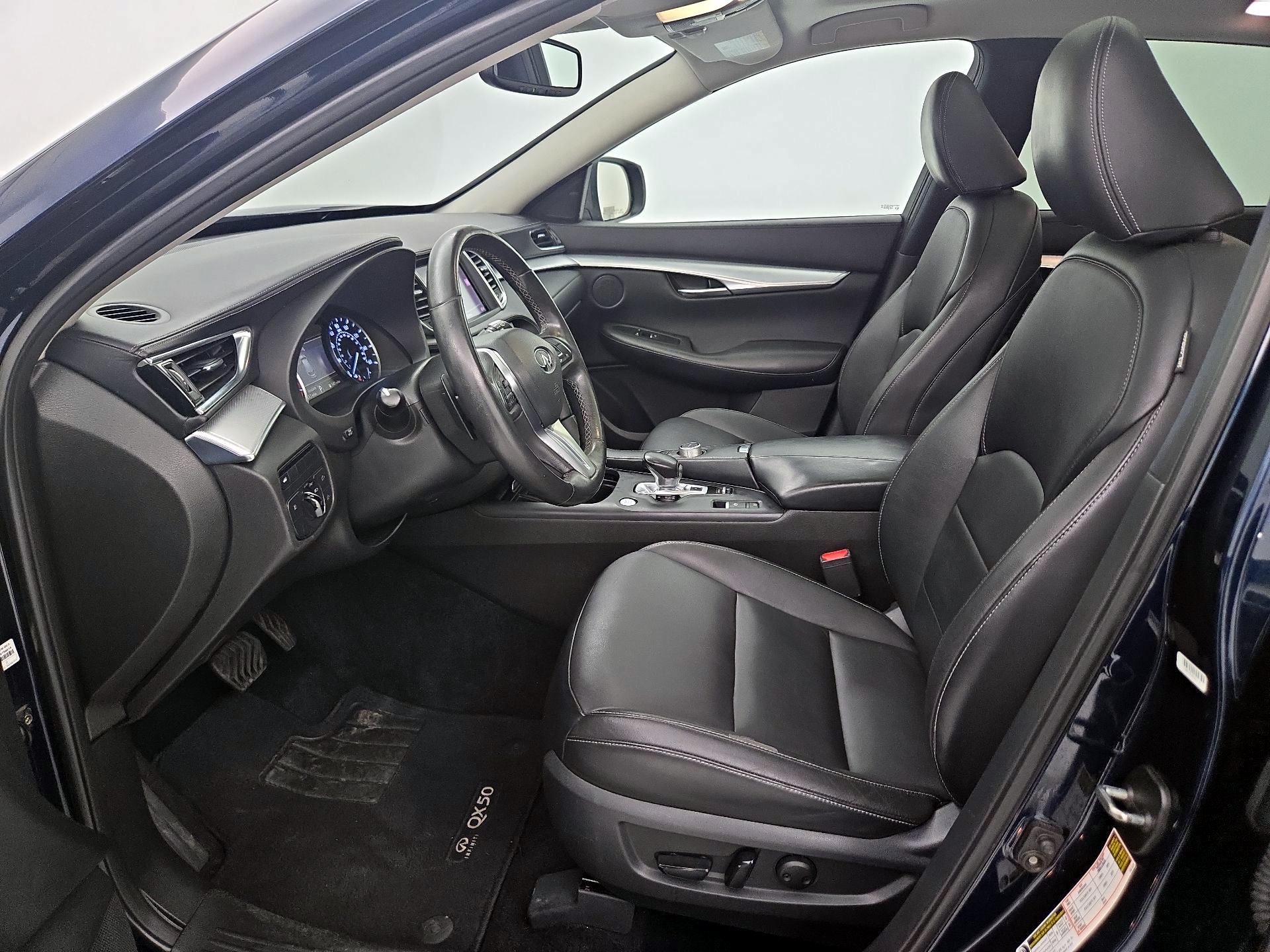 Thumbnail: 2019 INFINITI QX50 - 11