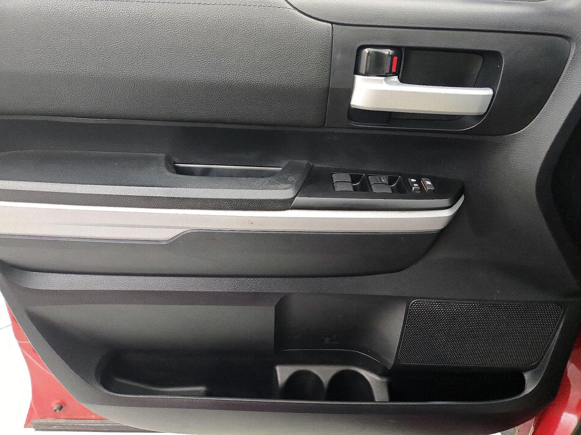 Thumbnail: 2019 Toyota Tundra - 12