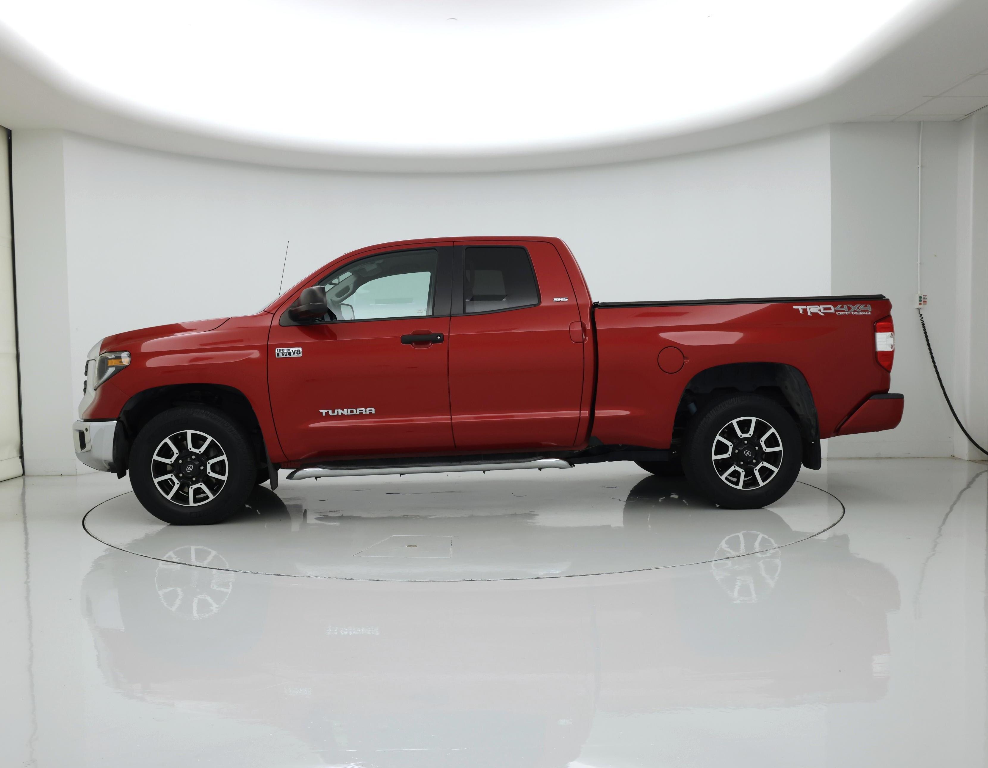 Thumbnail: 2019 Toyota Tundra - 3