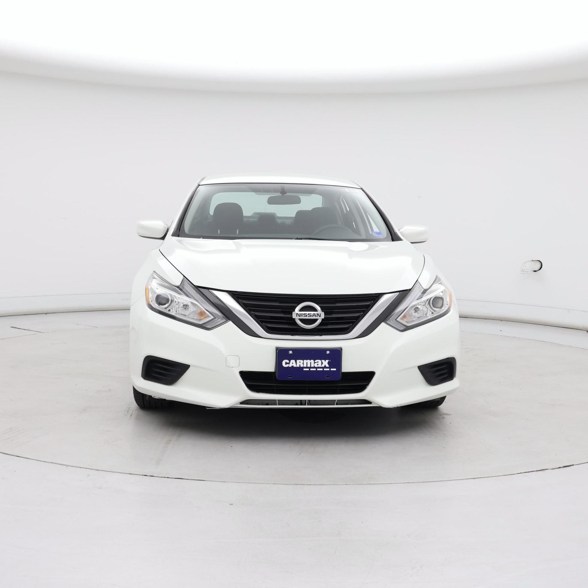 Thumbnail: 2016 Nissan Altima - 5