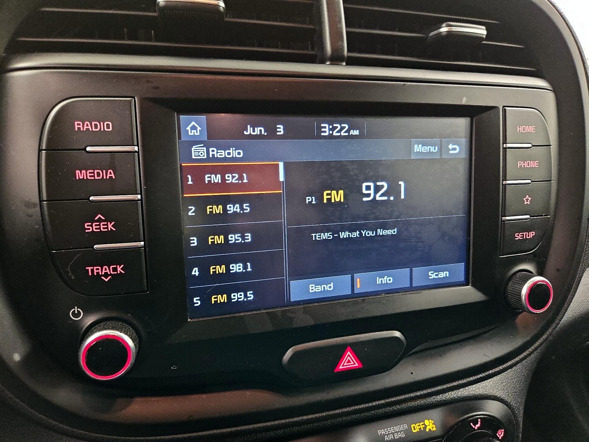 Thumbnail: 2020 Kia Soul - 15