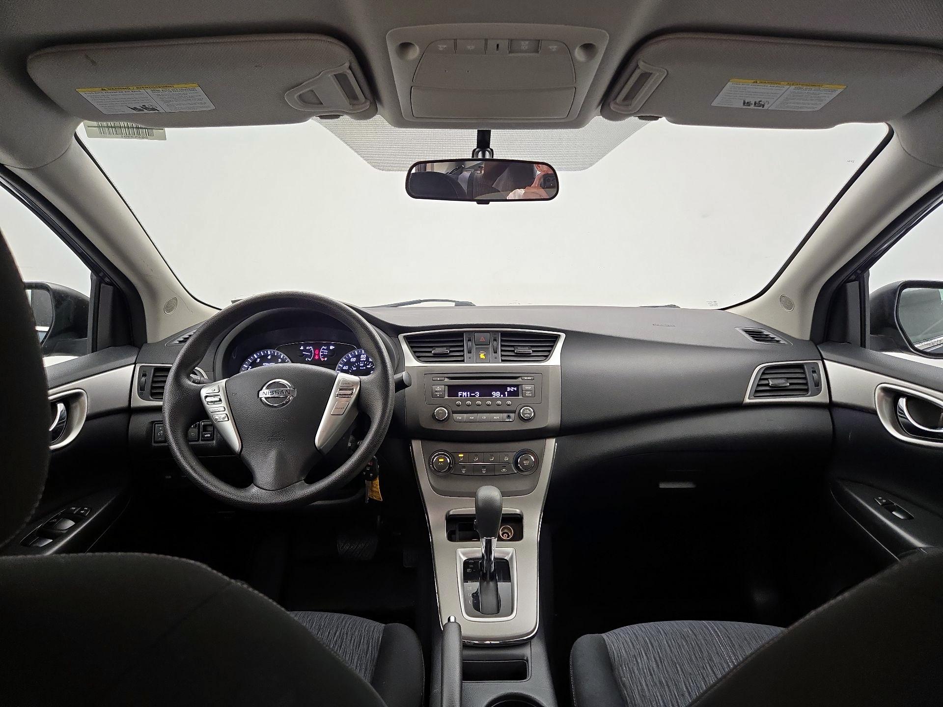 Thumbnail: 2014 Nissan Sentra - 9