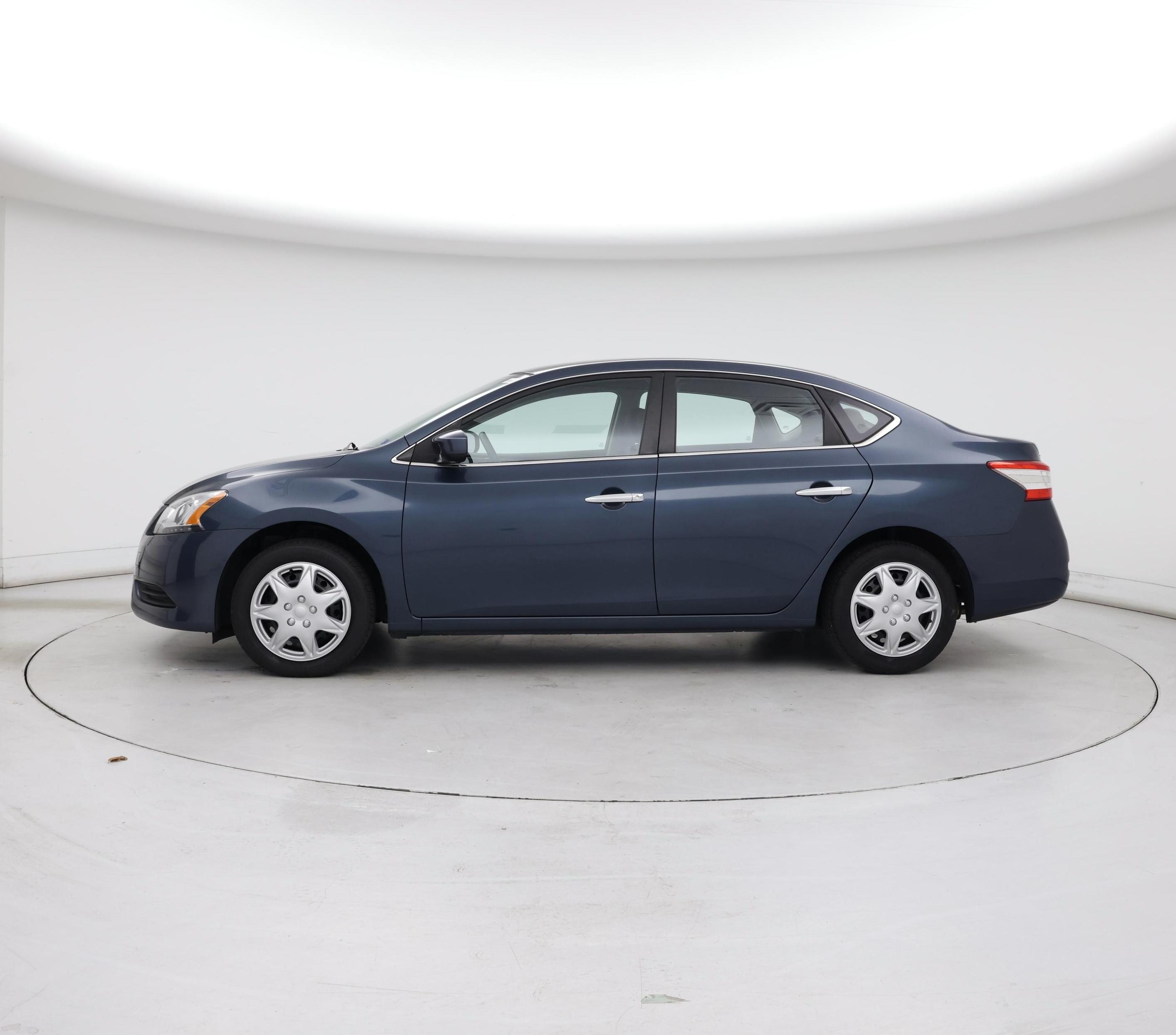 Thumbnail: 2014 Nissan Sentra - 3