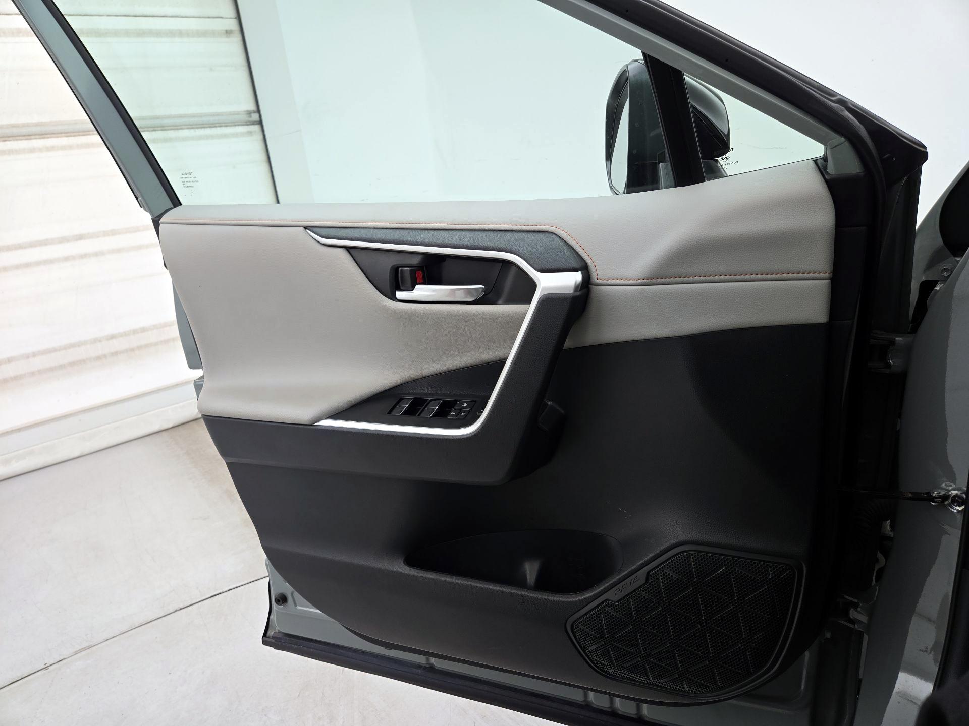 Thumbnail: 2023 Toyota RAV4 - 12