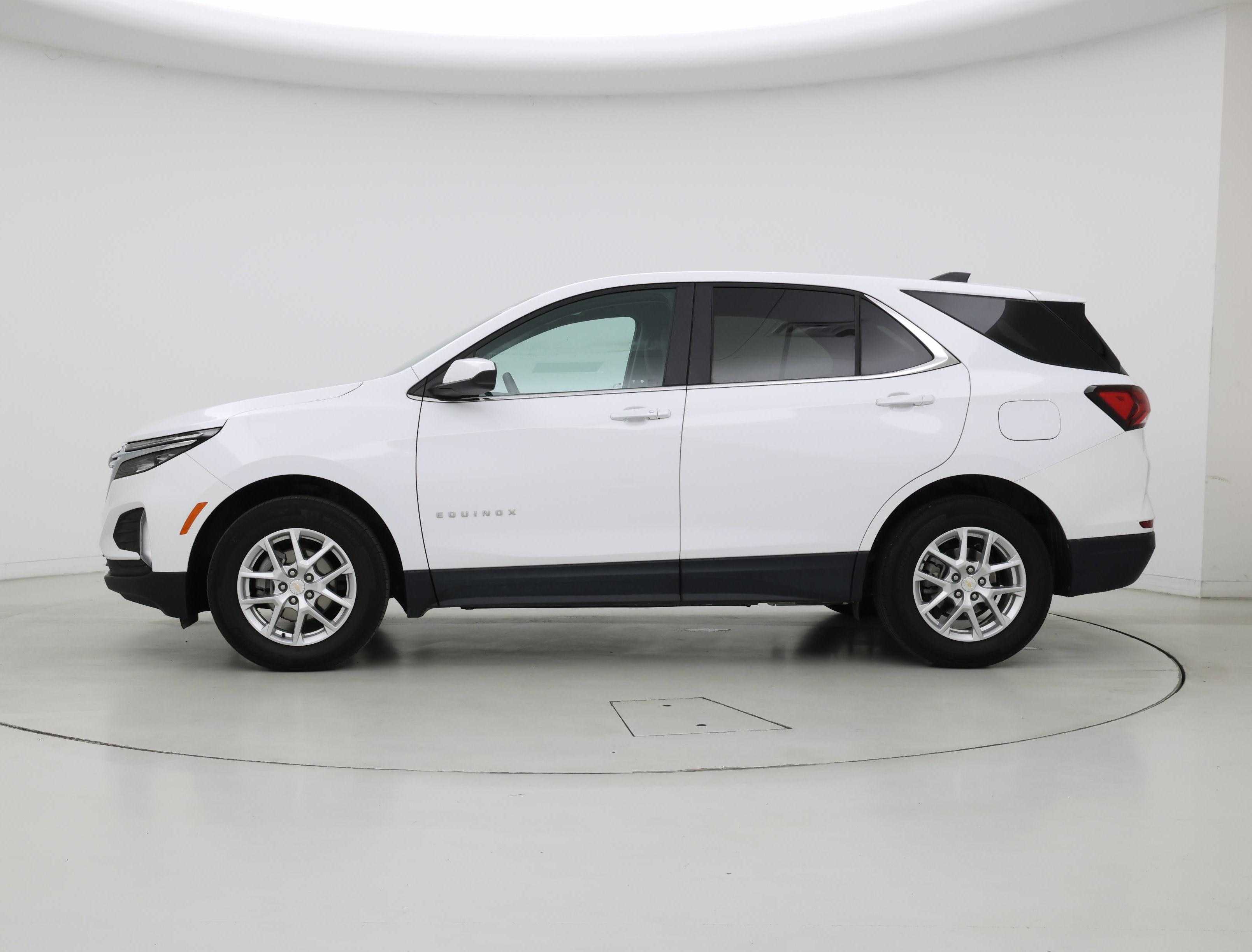 Thumbnail: 2024 Chevrolet Equinox - 3