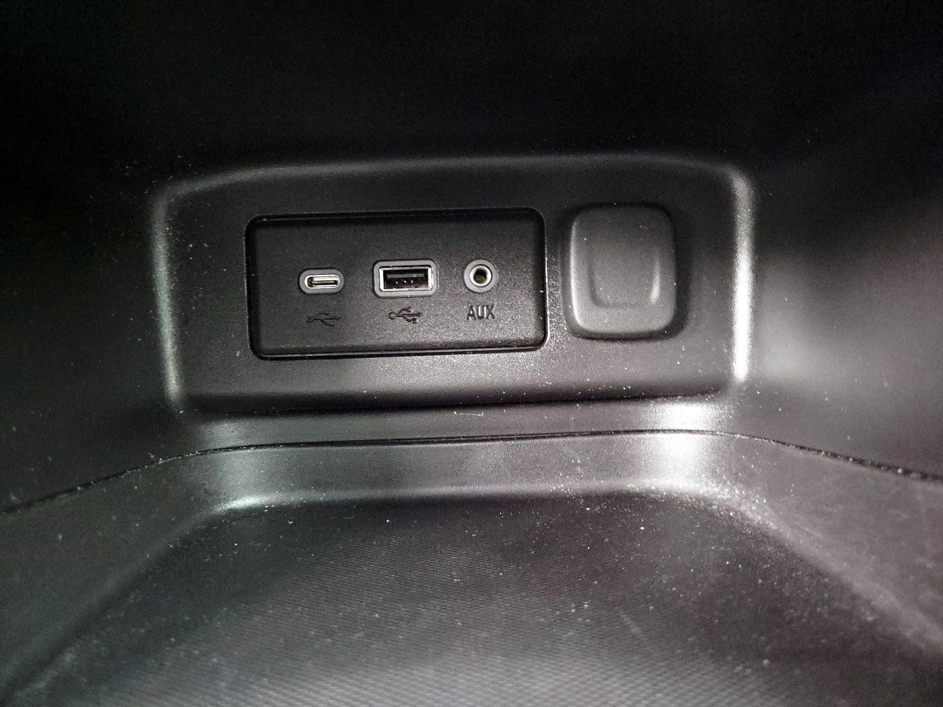 Thumbnail: 2024 Chevrolet Equinox - 18