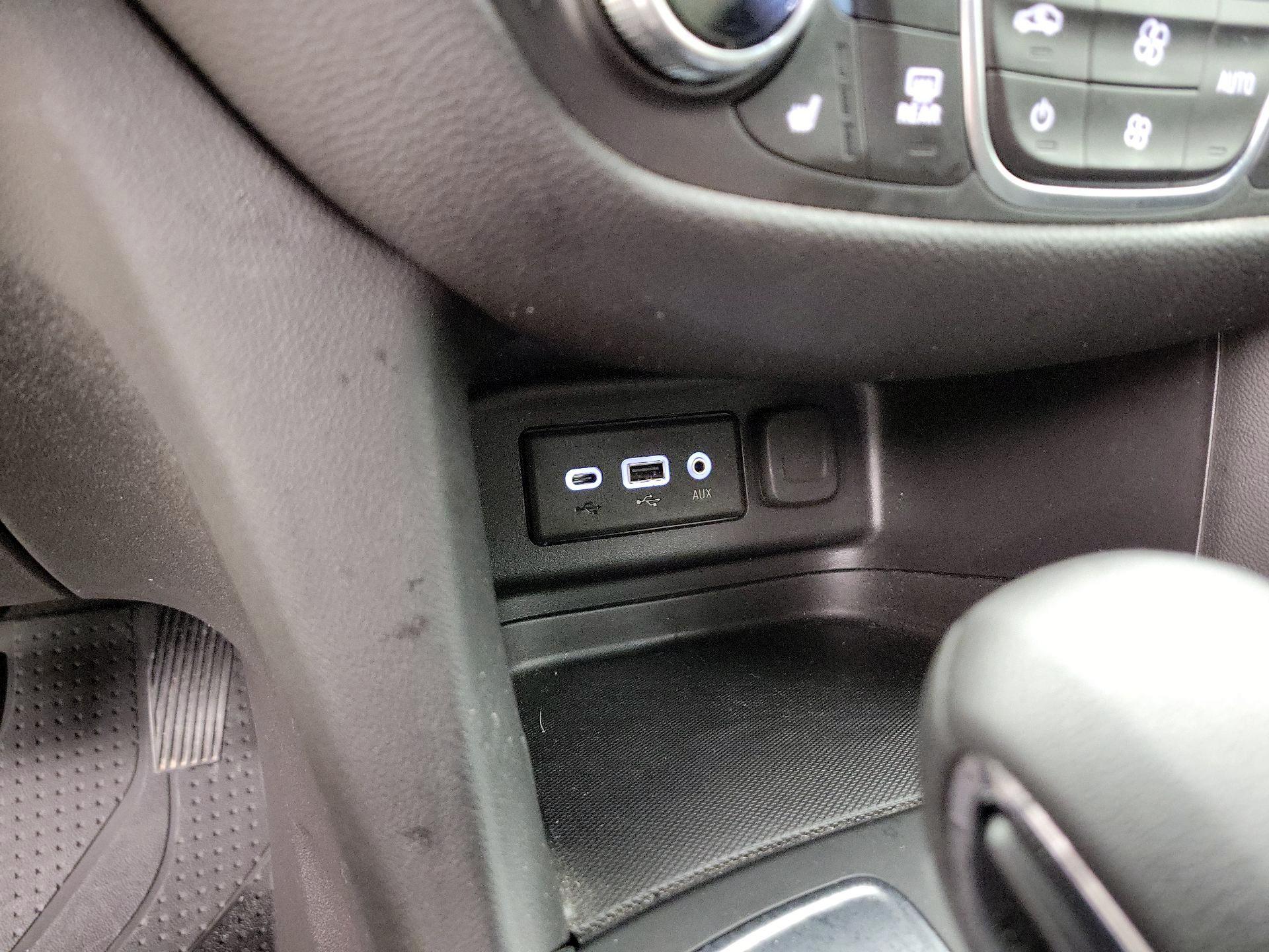 Thumbnail: 2024 Chevrolet Equinox - 18