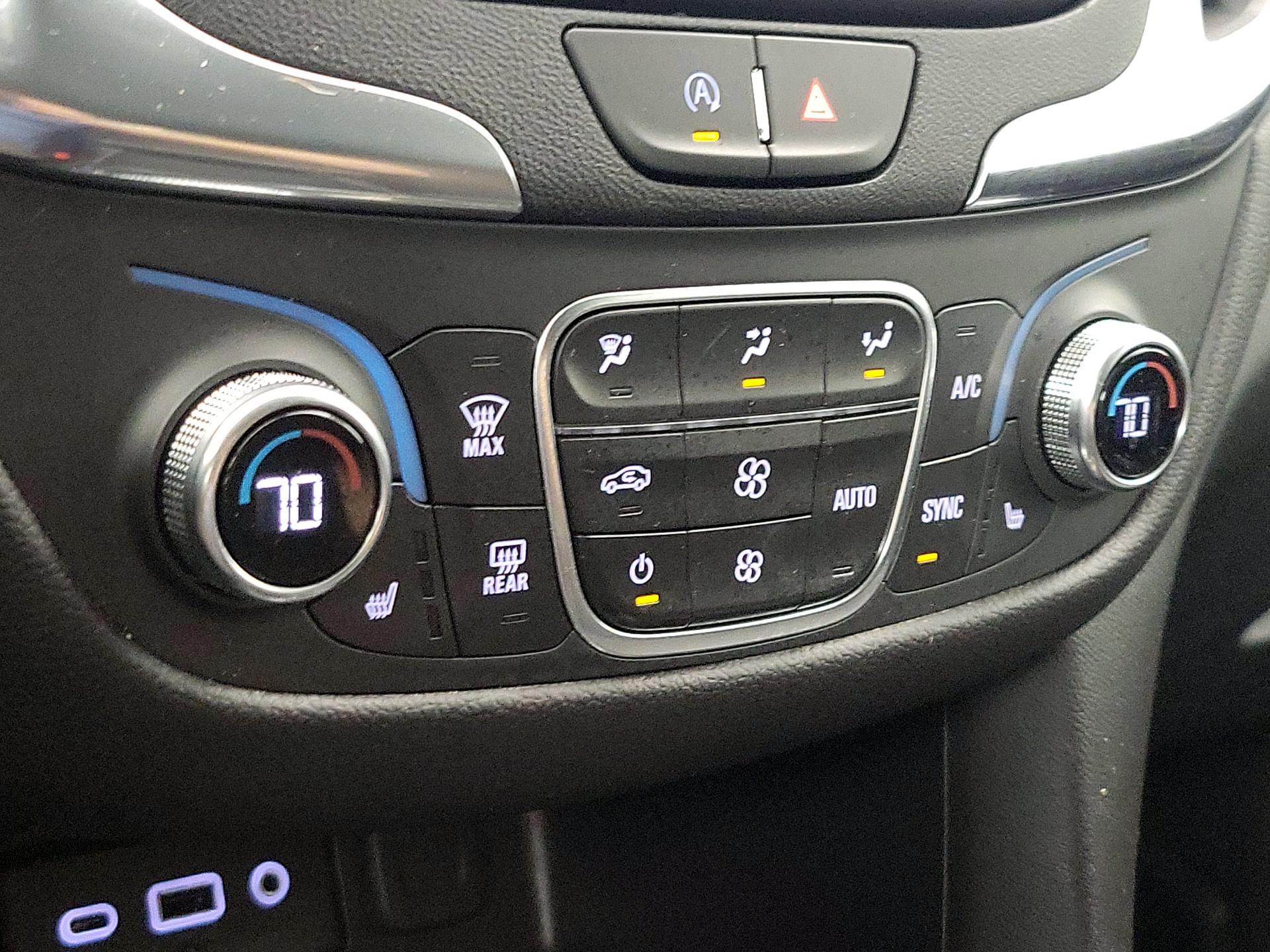 Thumbnail: 2024 Chevrolet Equinox - 16