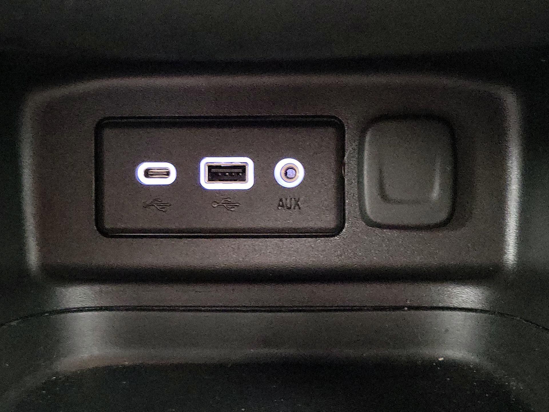 Thumbnail: 2024 Chevrolet Equinox - 18