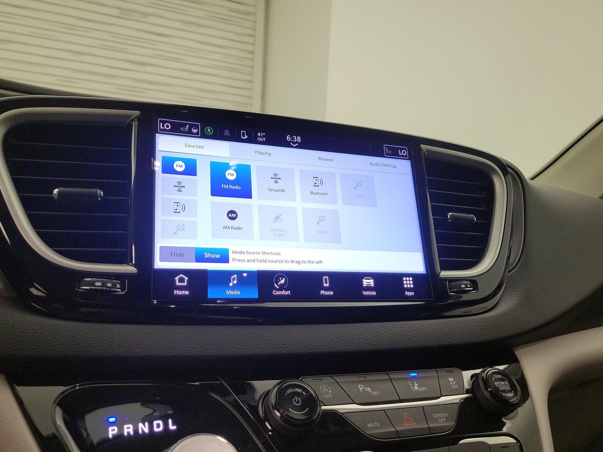 Thumbnail: 2024 Chrysler Pacifica - 15