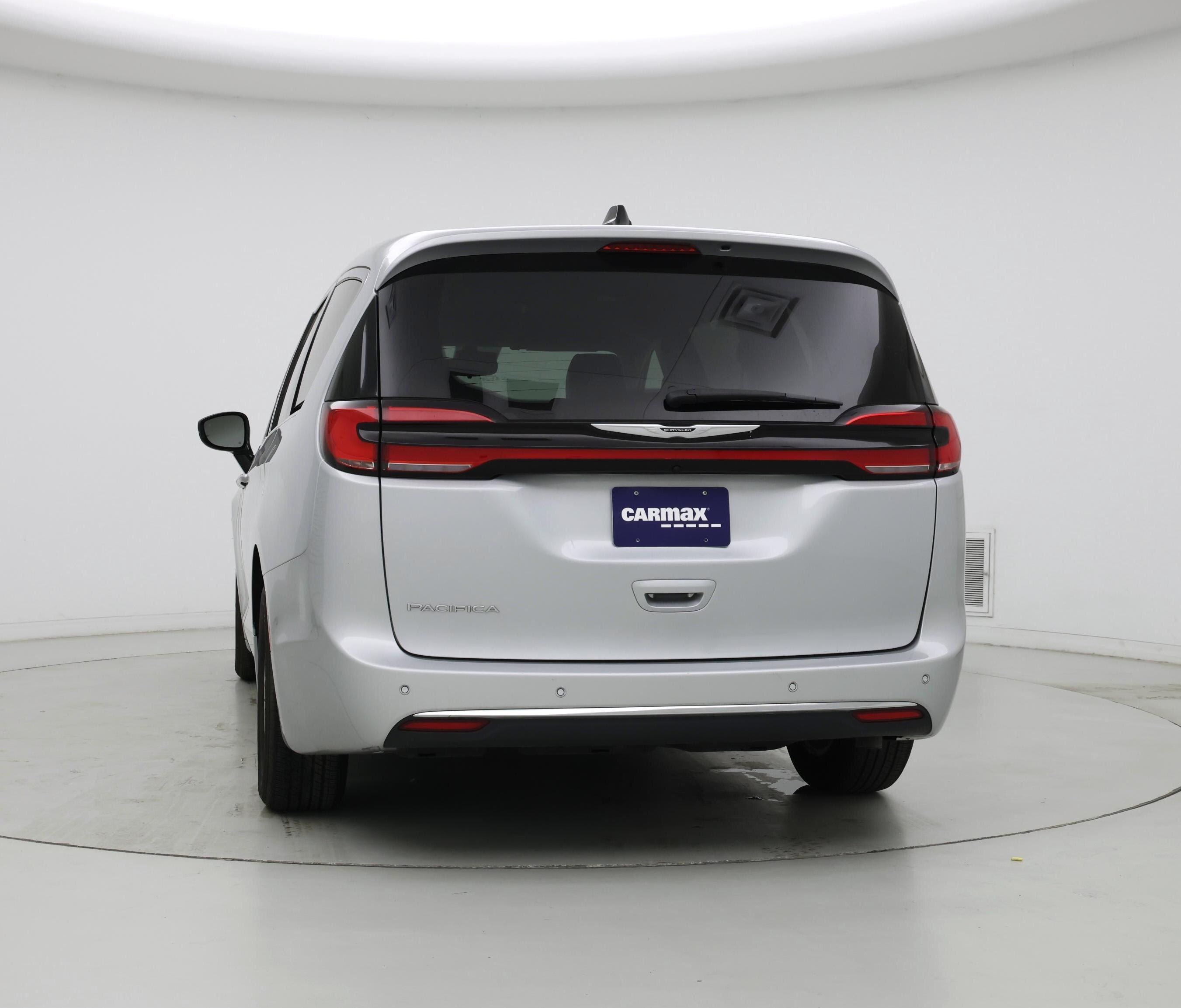 Thumbnail: 2024 Chrysler Pacifica - 6