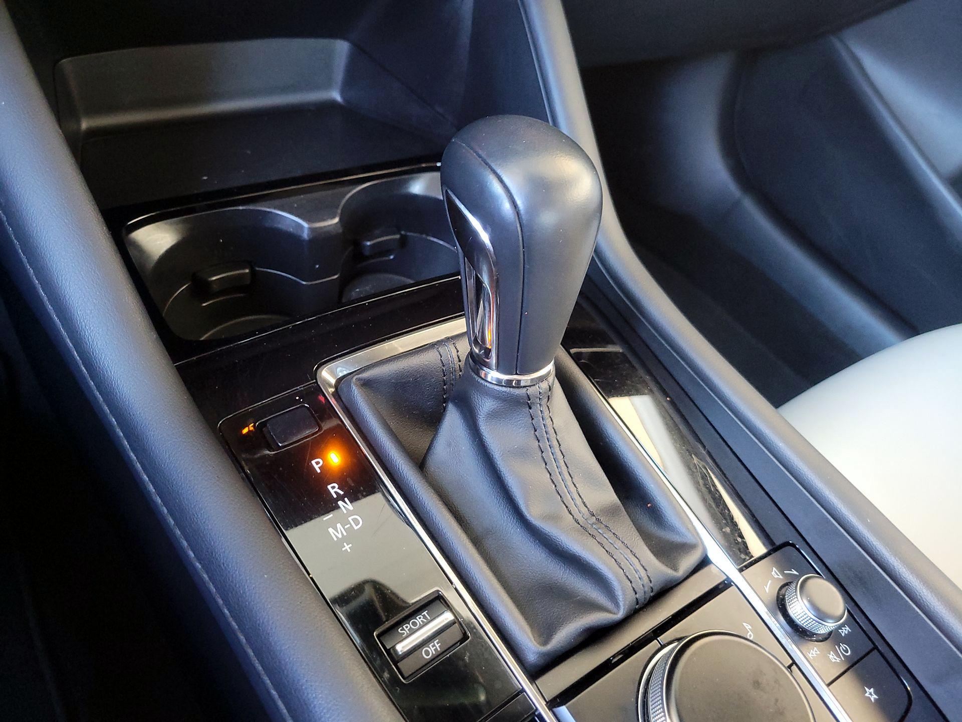 Thumbnail: 2025 Mazda Mazda3 - 17