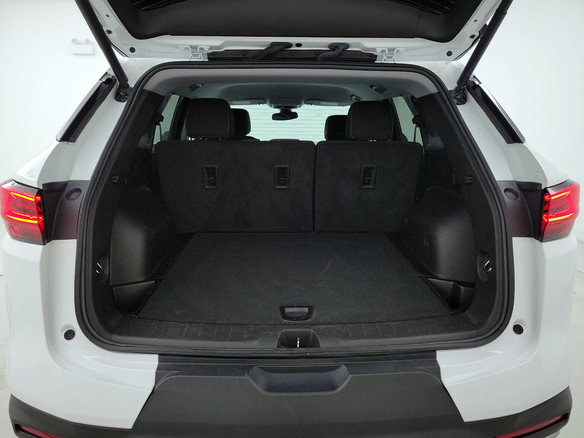 Thumbnail: 2024 Chevrolet Blazer - 20