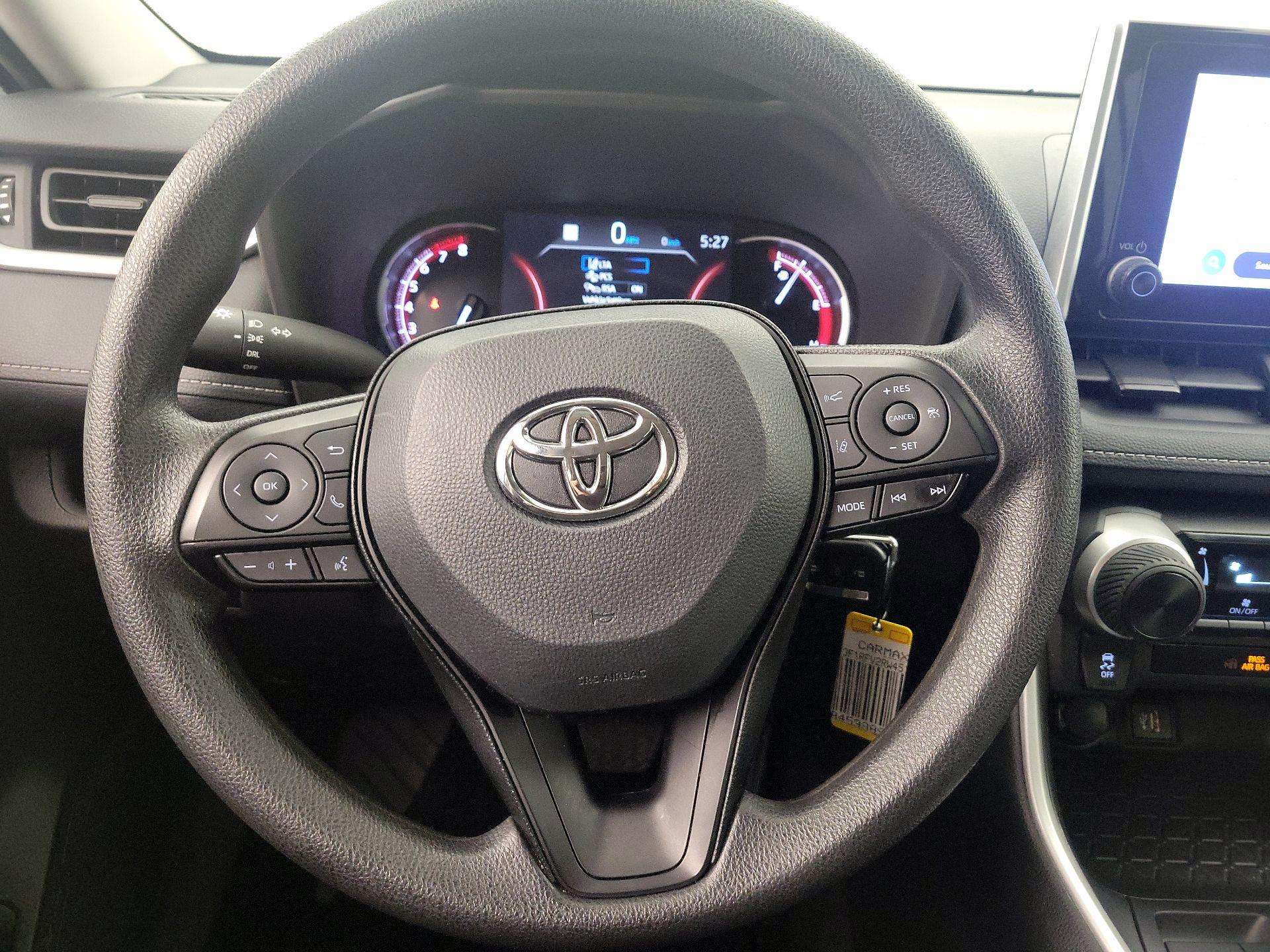 Thumbnail: 2024 Toyota RAV4 - 10