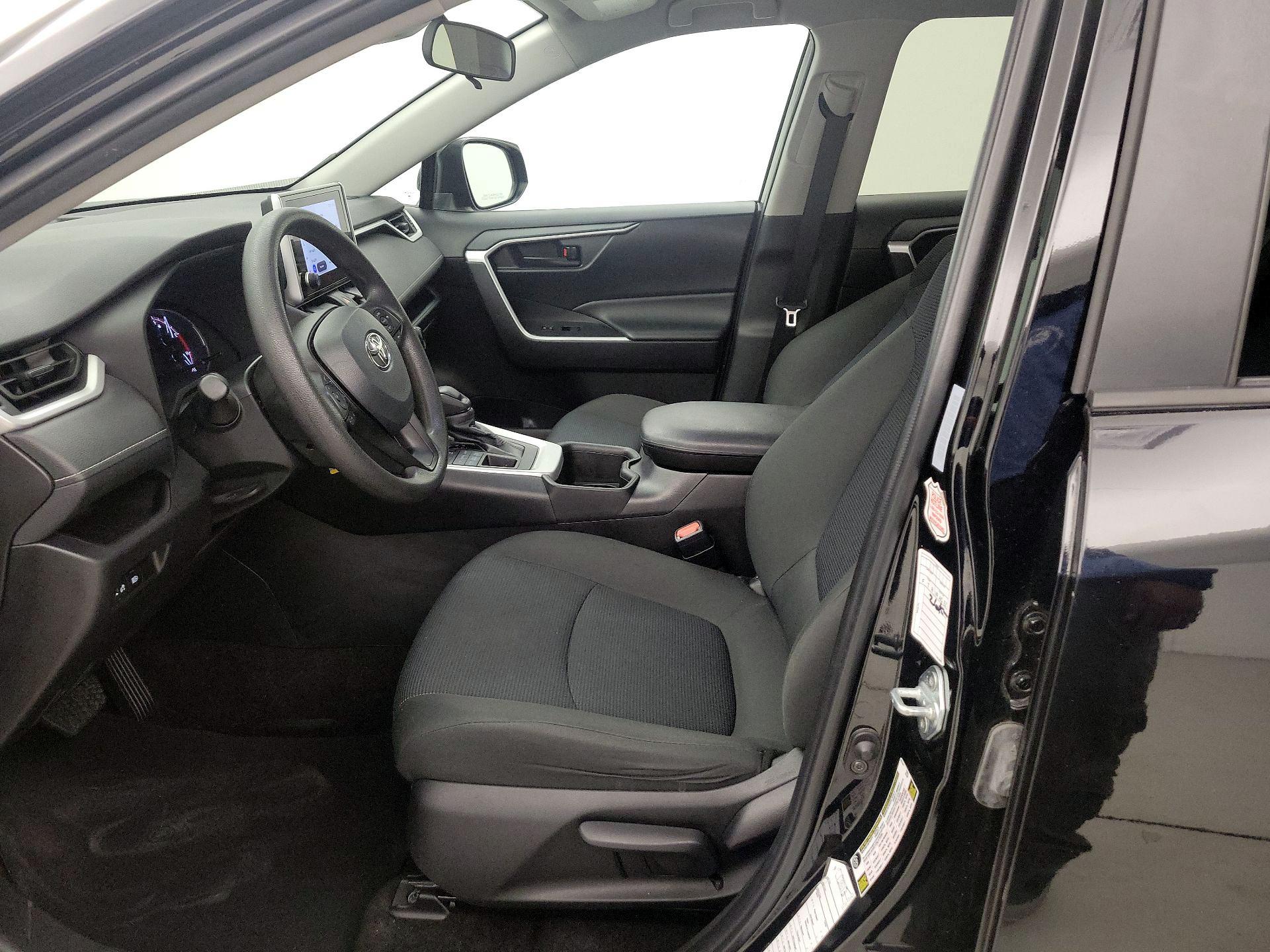 Thumbnail: 2024 Toyota RAV4 - 11