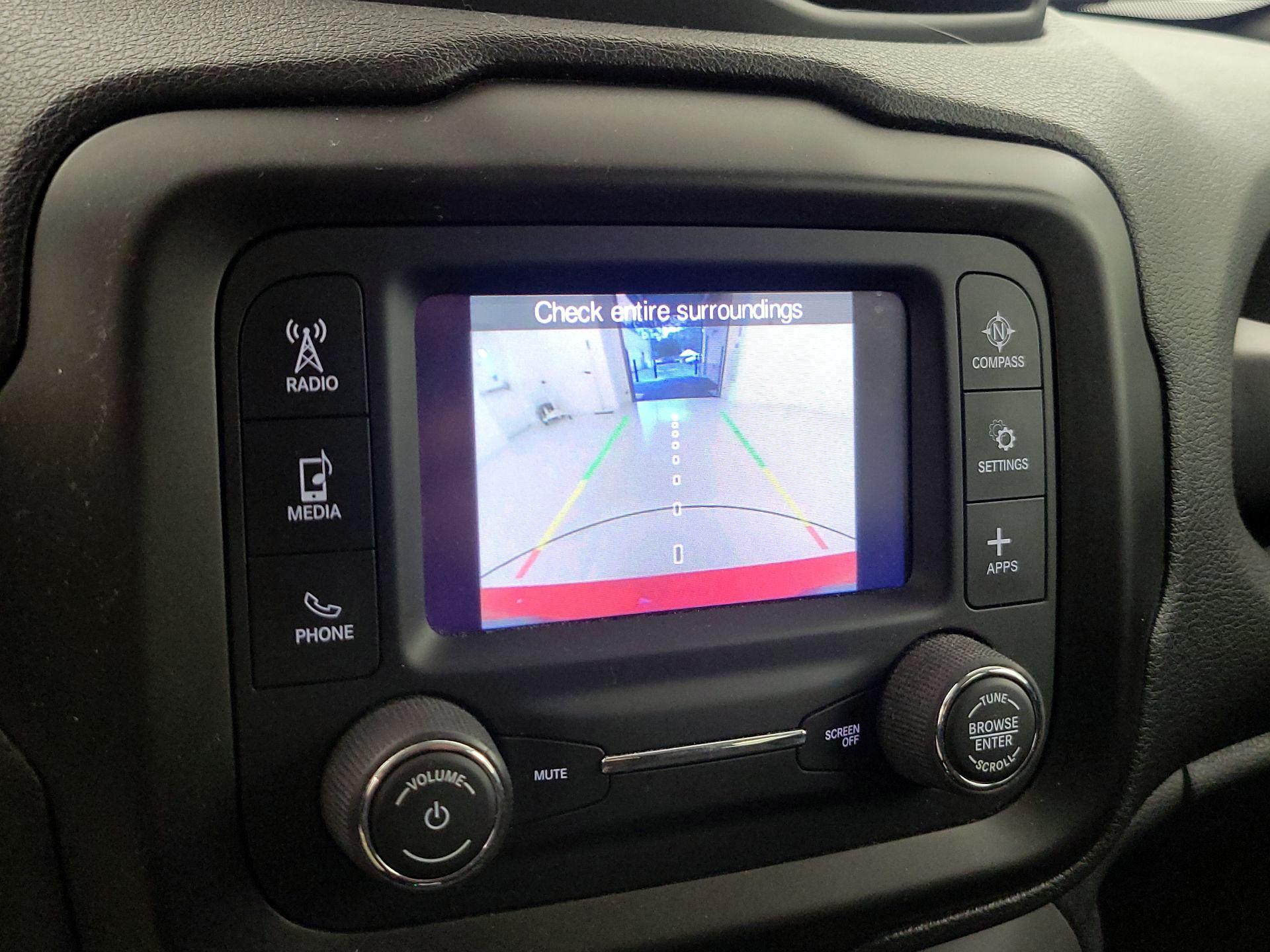 Thumbnail: 2020 Jeep Renegade - 14