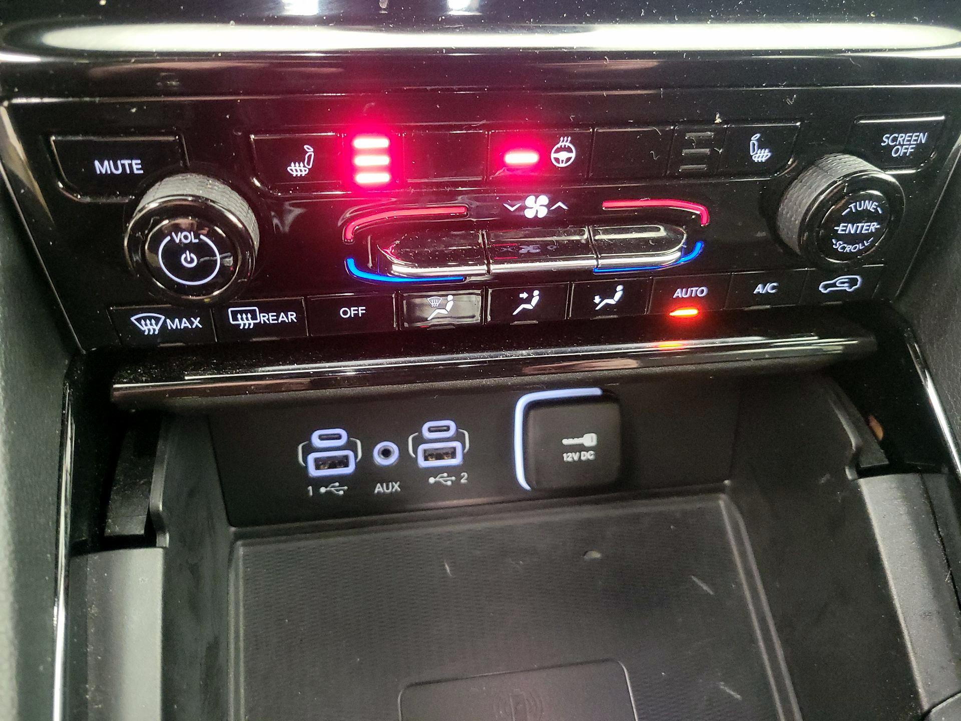 Thumbnail: 2023 Jeep Grand Cherokee - 16