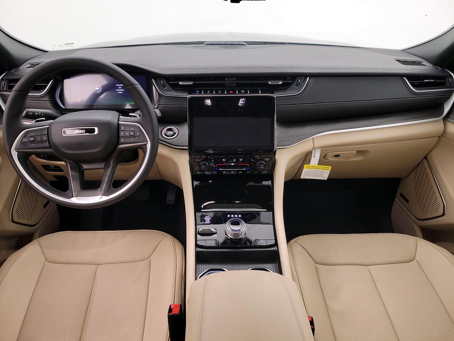 Thumbnail: 2024 Jeep Grand Cherokee - 9