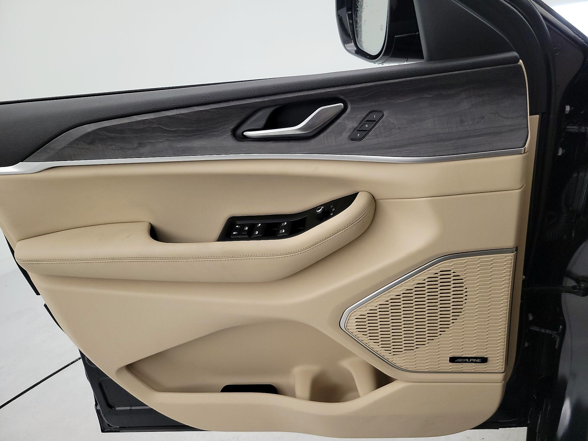 Thumbnail: 2024 Jeep Grand Cherokee - 12