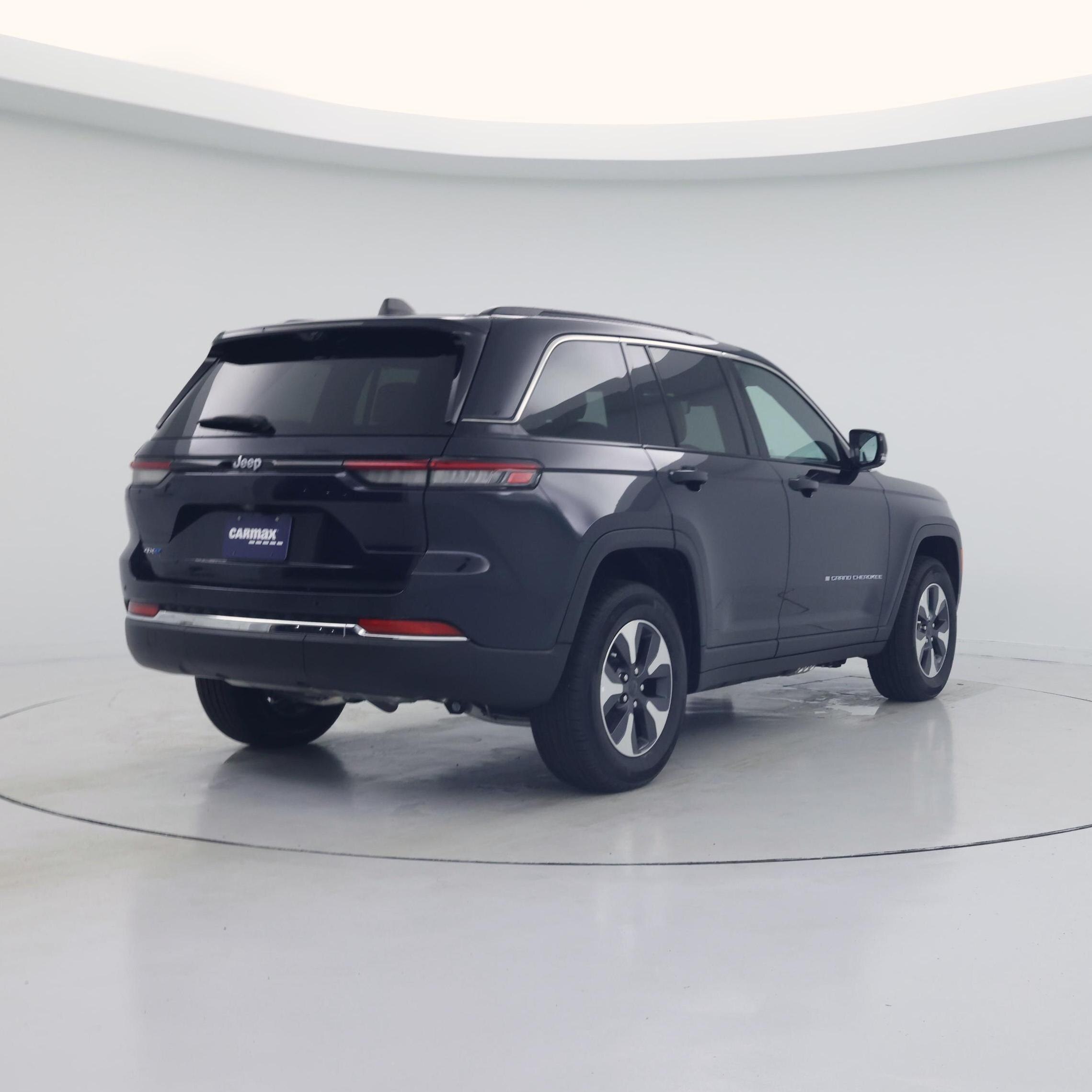 Thumbnail: 2024 Jeep Grand Cherokee - 8