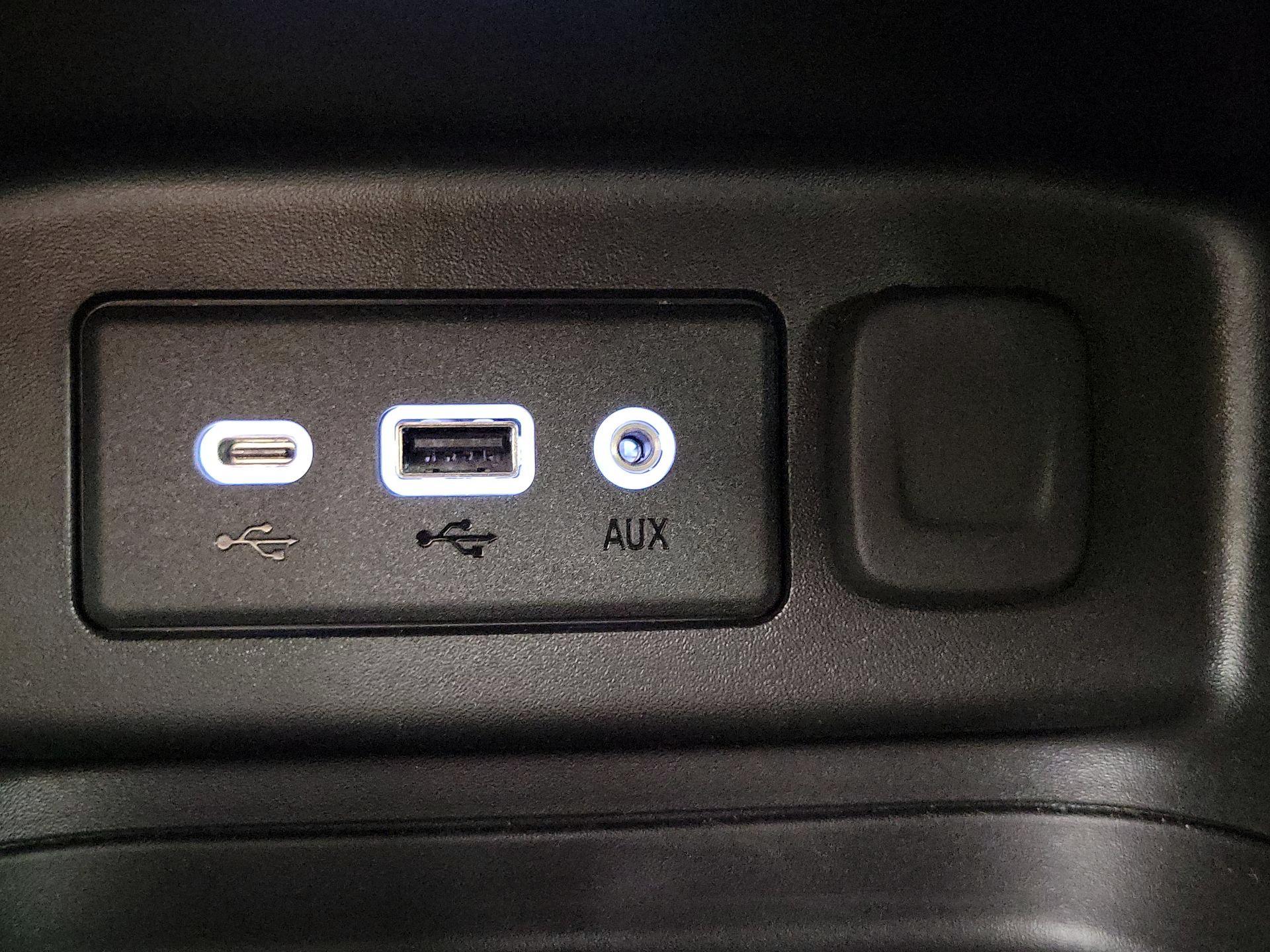 Thumbnail: 2024 Chevrolet Equinox - 18