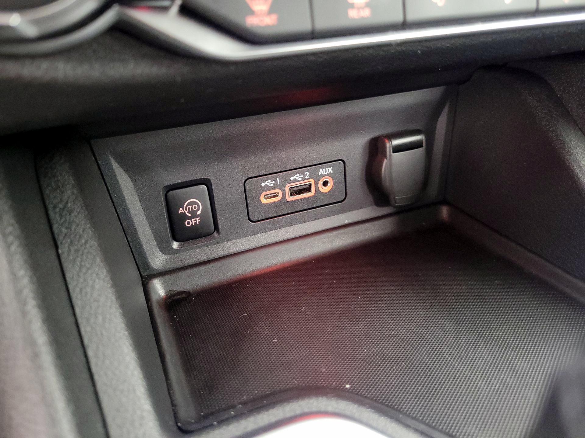 Thumbnail: 2024 Nissan Sentra - 18