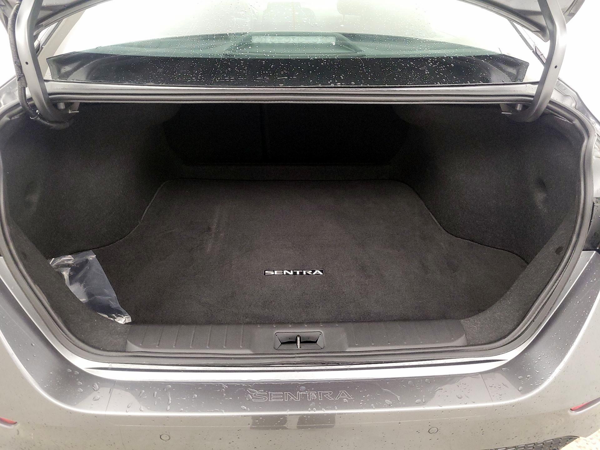 Thumbnail: 2024 Nissan Sentra - 20