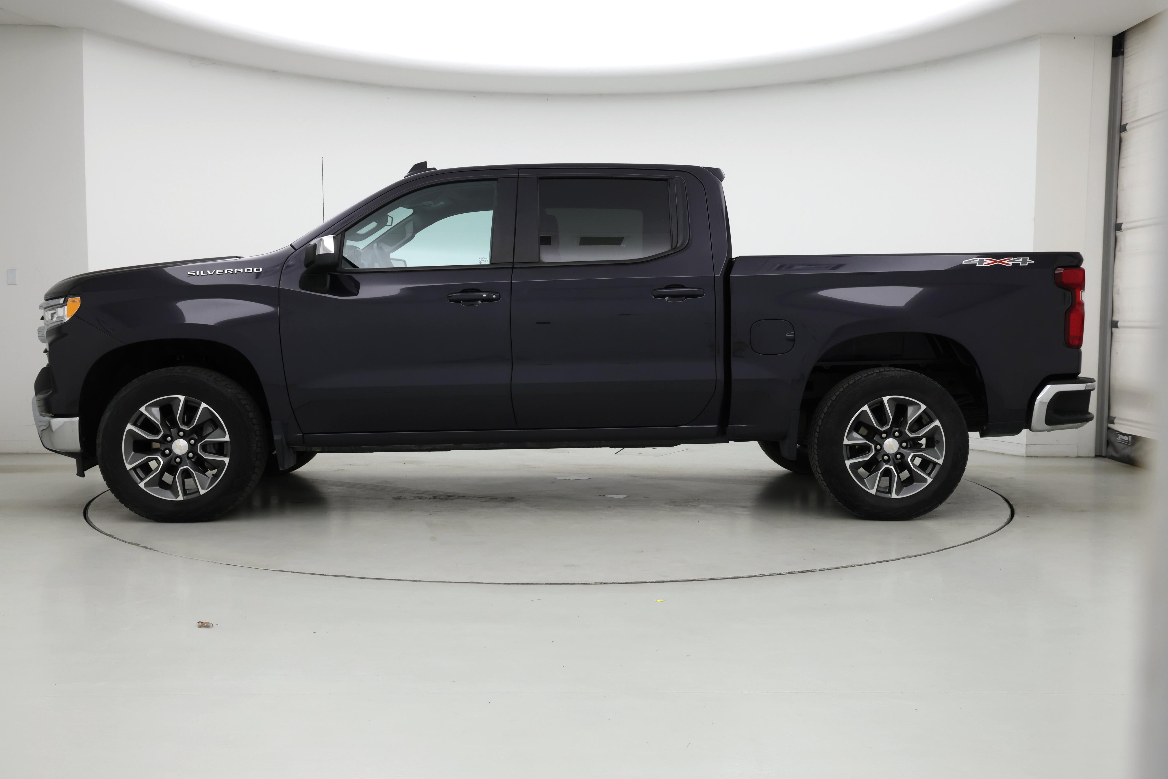 Thumbnail: 2024 Chevrolet Silverado 1500 - 3