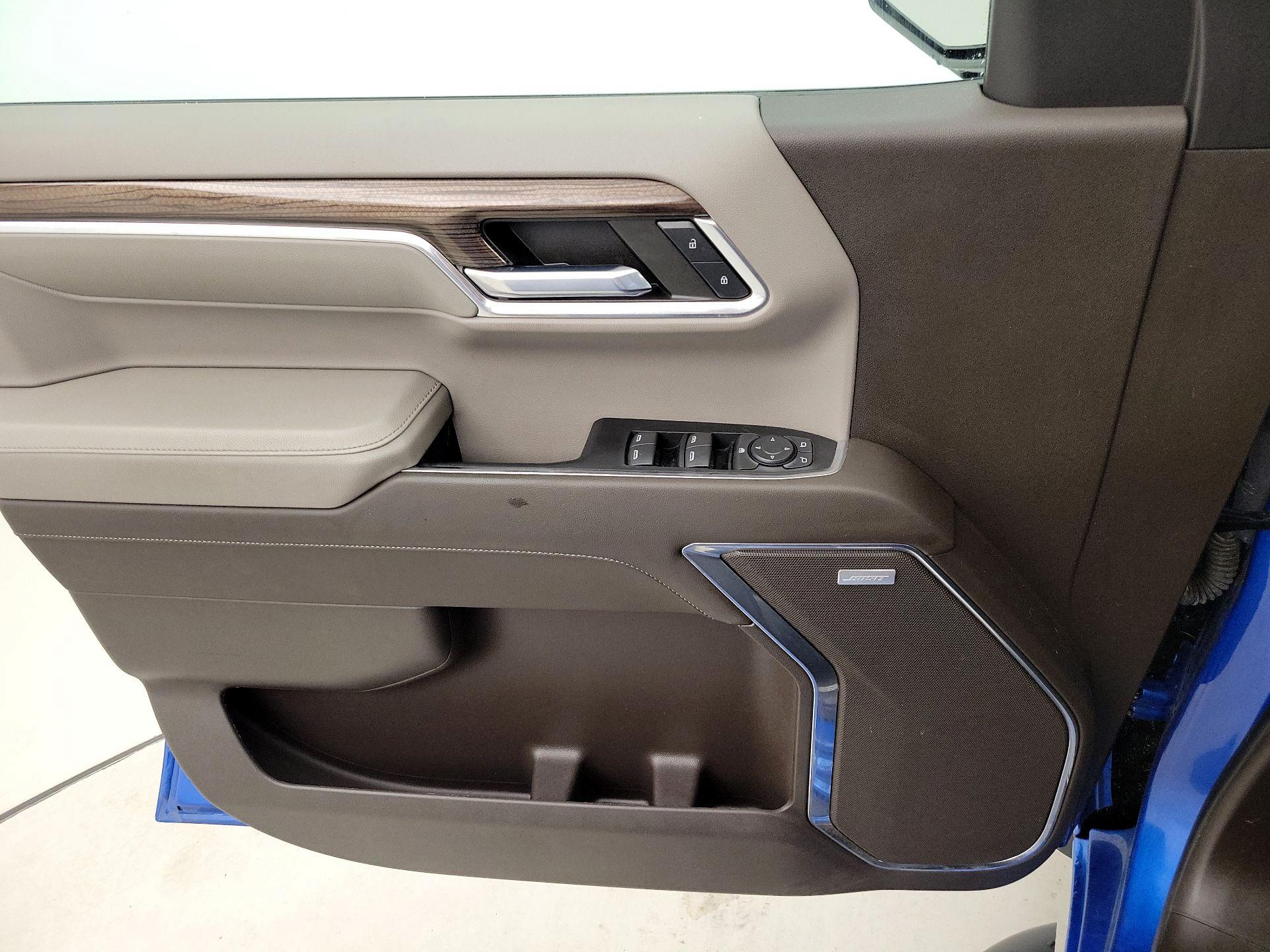 Thumbnail: 2023 Chevrolet Silverado 1500 - 12