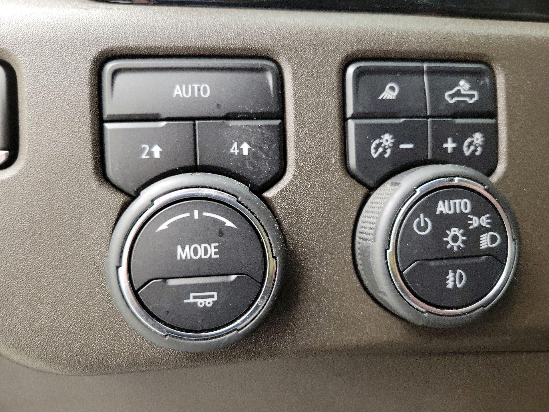 Thumbnail: 2023 Chevrolet Silverado 1500 - 13