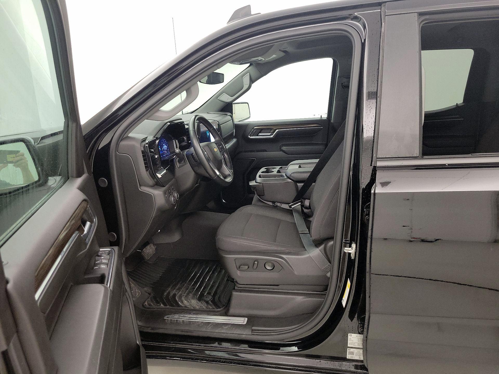 Thumbnail: 2024 Chevrolet Silverado 1500 - 11