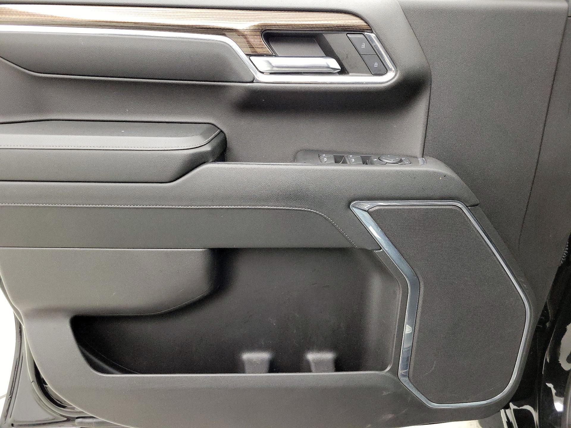 Thumbnail: 2024 Chevrolet Silverado 1500 - 12