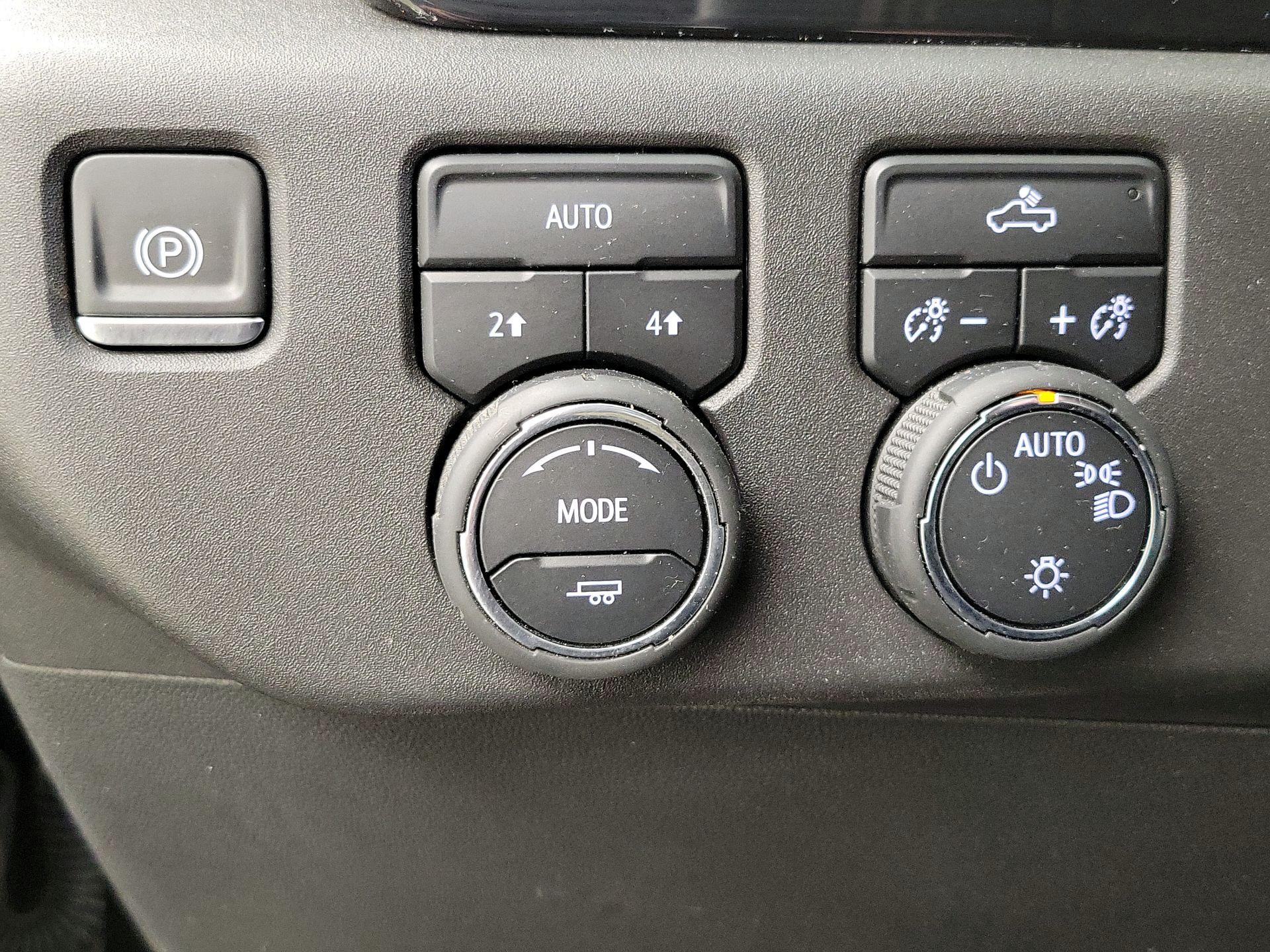 Thumbnail: 2024 Chevrolet Silverado 1500 - 13