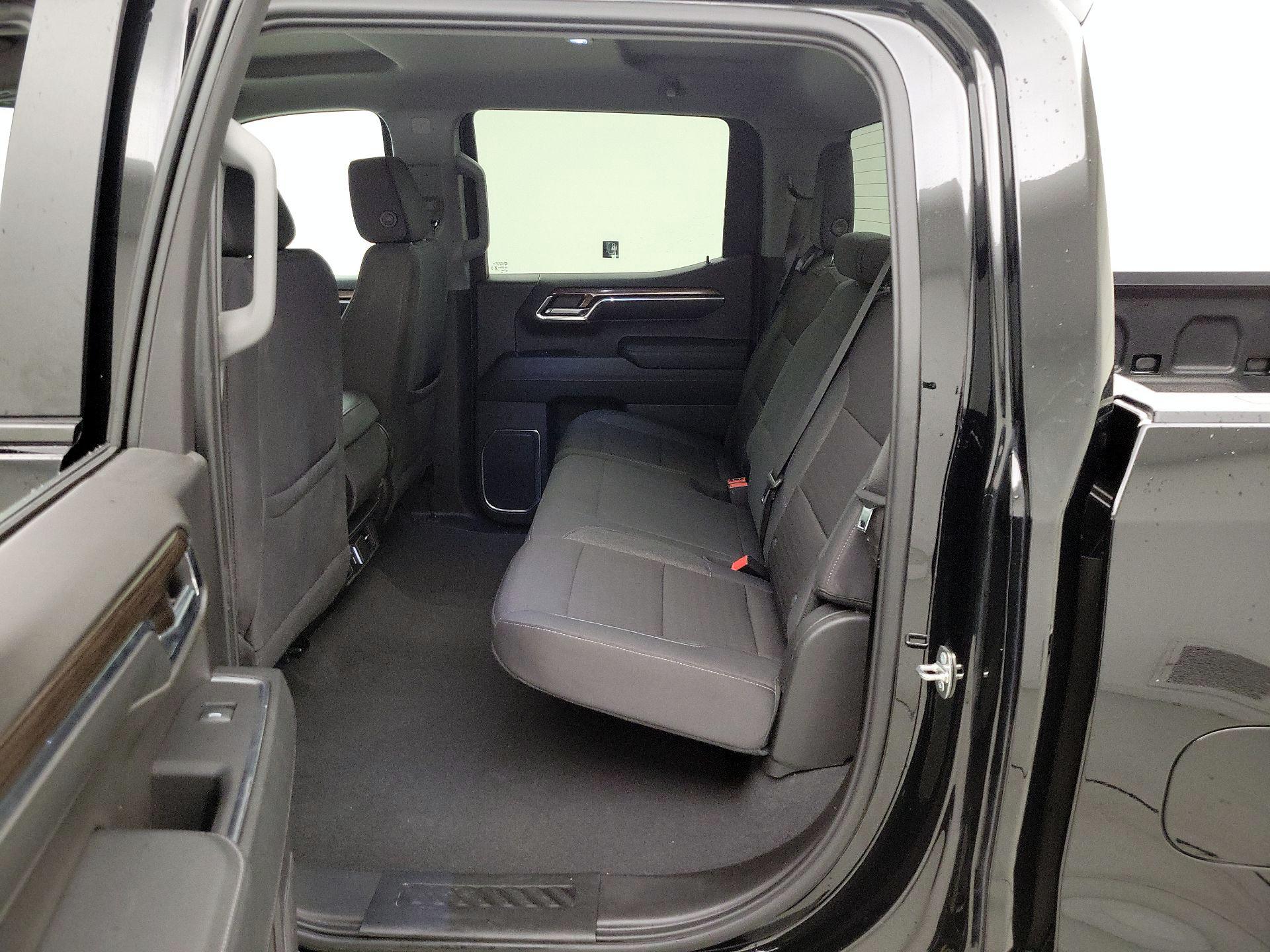 Thumbnail: 2024 Chevrolet Silverado 1500 - 19