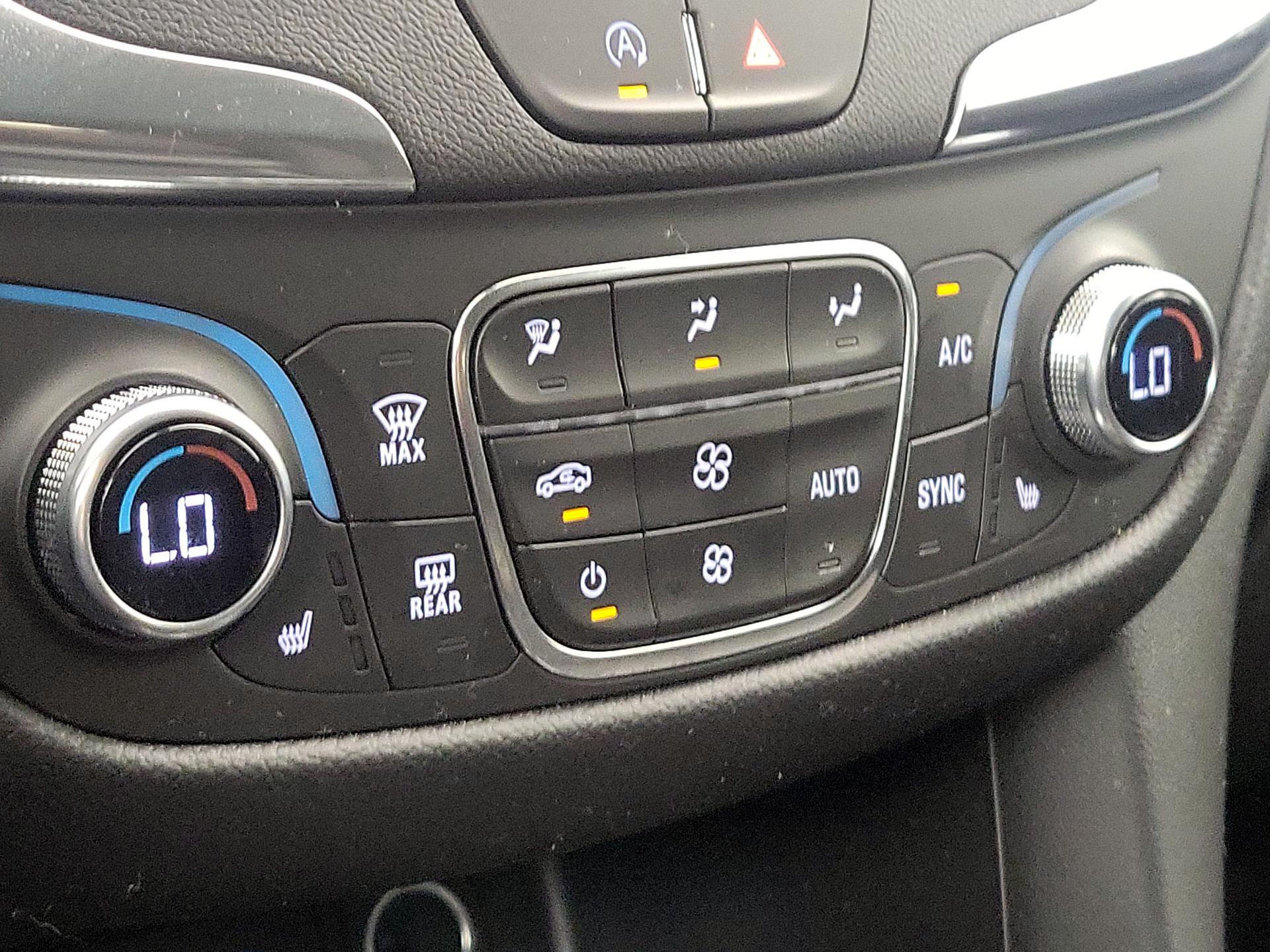 Thumbnail: 2024 Chevrolet Equinox - 16