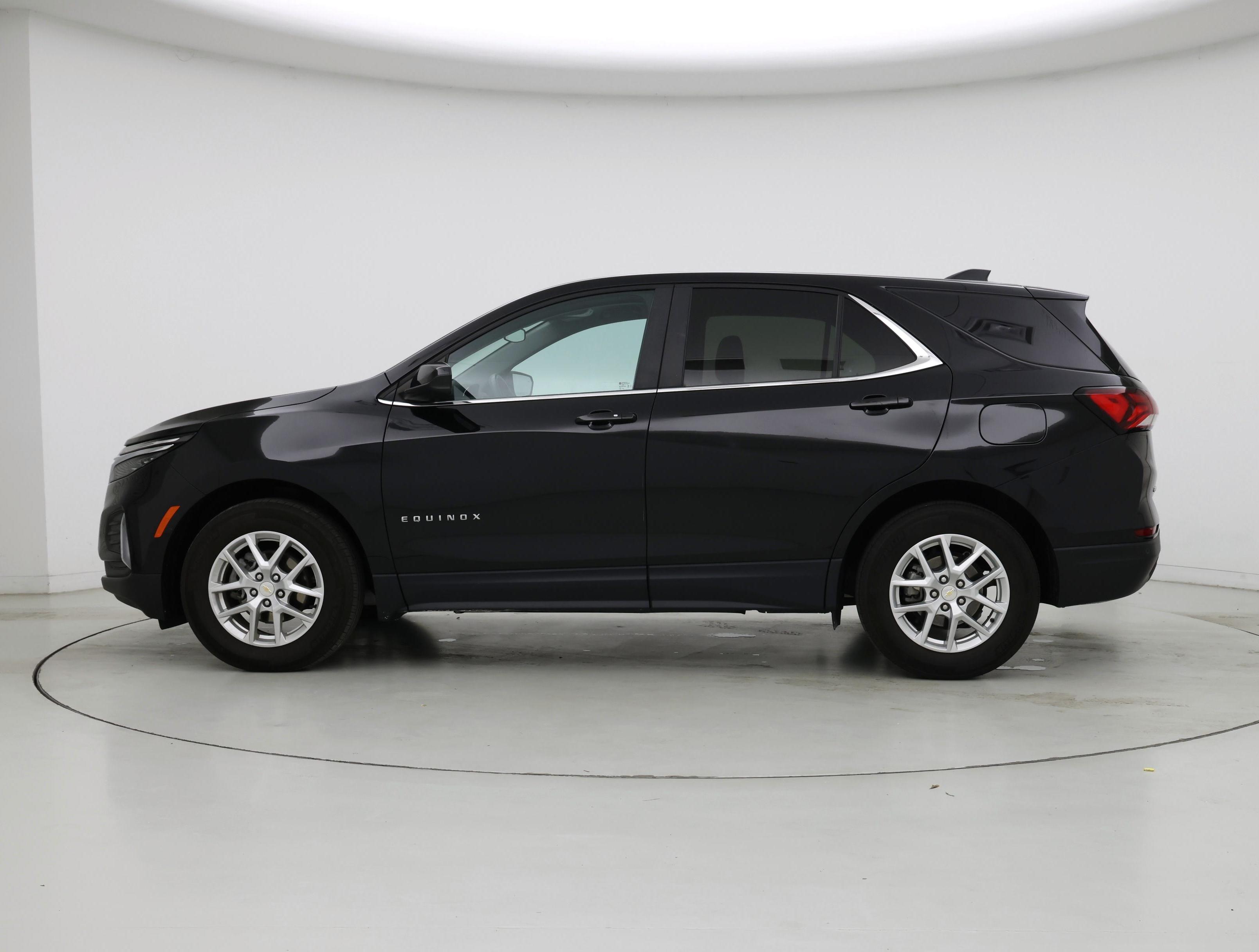 Thumbnail: 2024 Chevrolet Equinox - 3