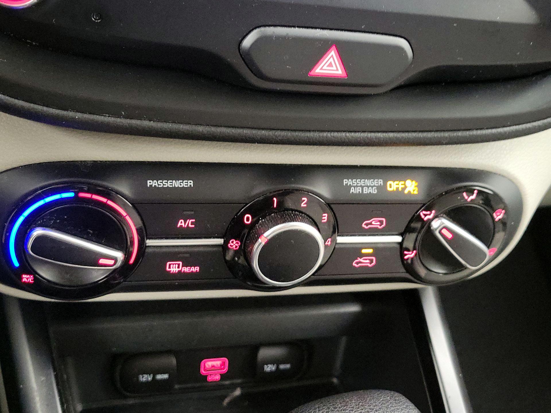 Thumbnail: 2021 Kia Soul - 16