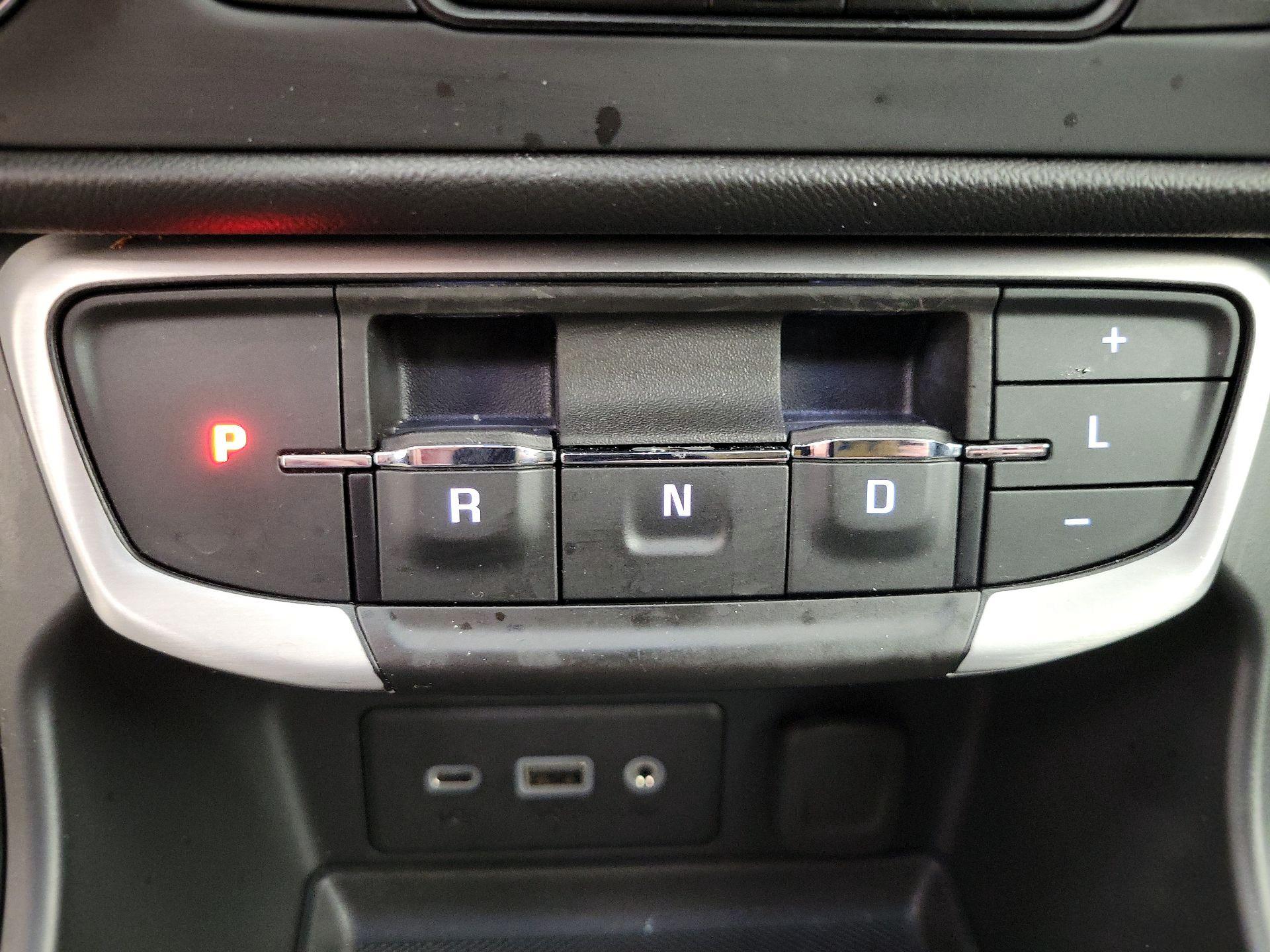 Thumbnail: 2023 GMC Terrain - 17