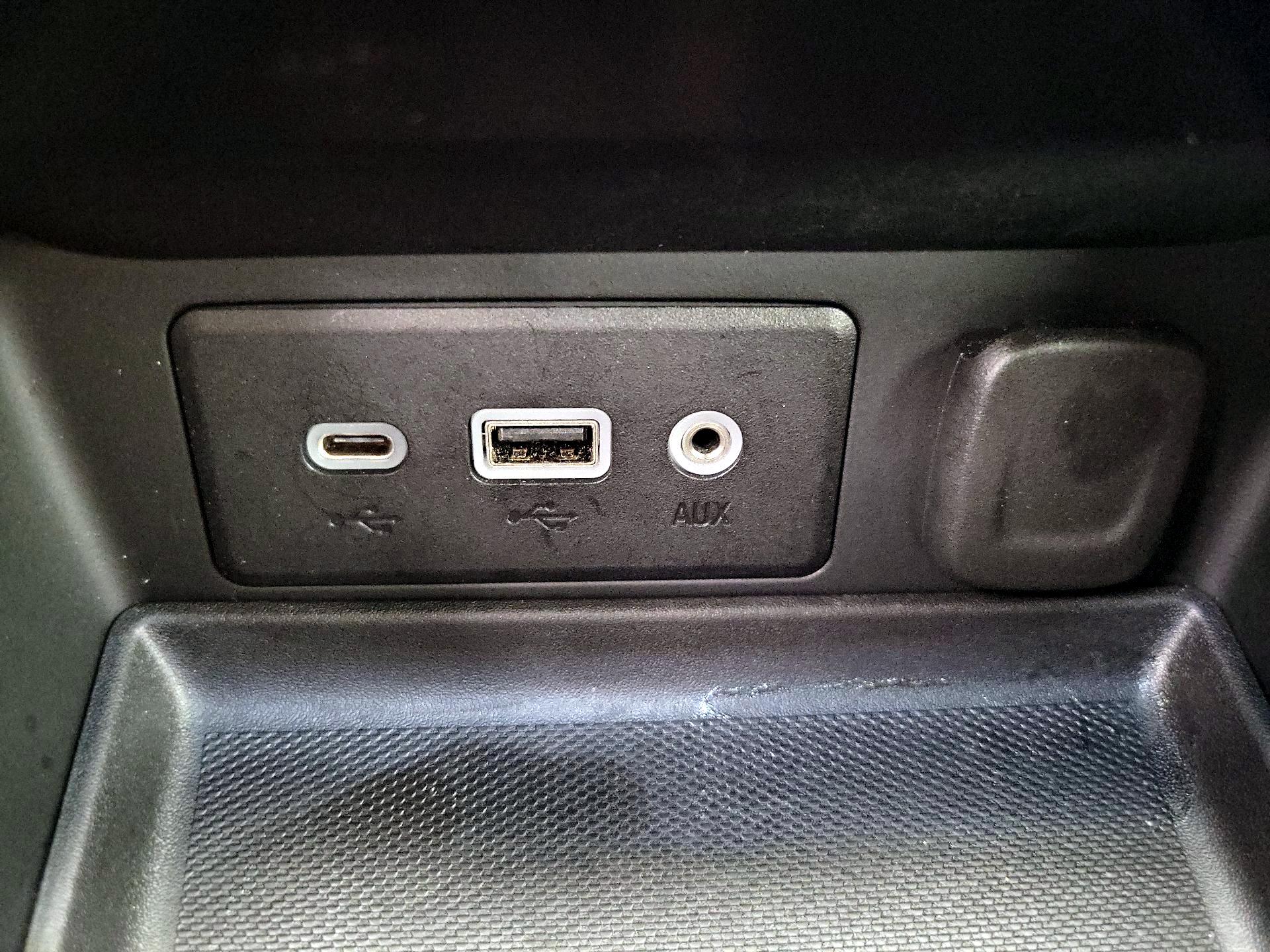 Thumbnail: 2023 GMC Terrain - 18