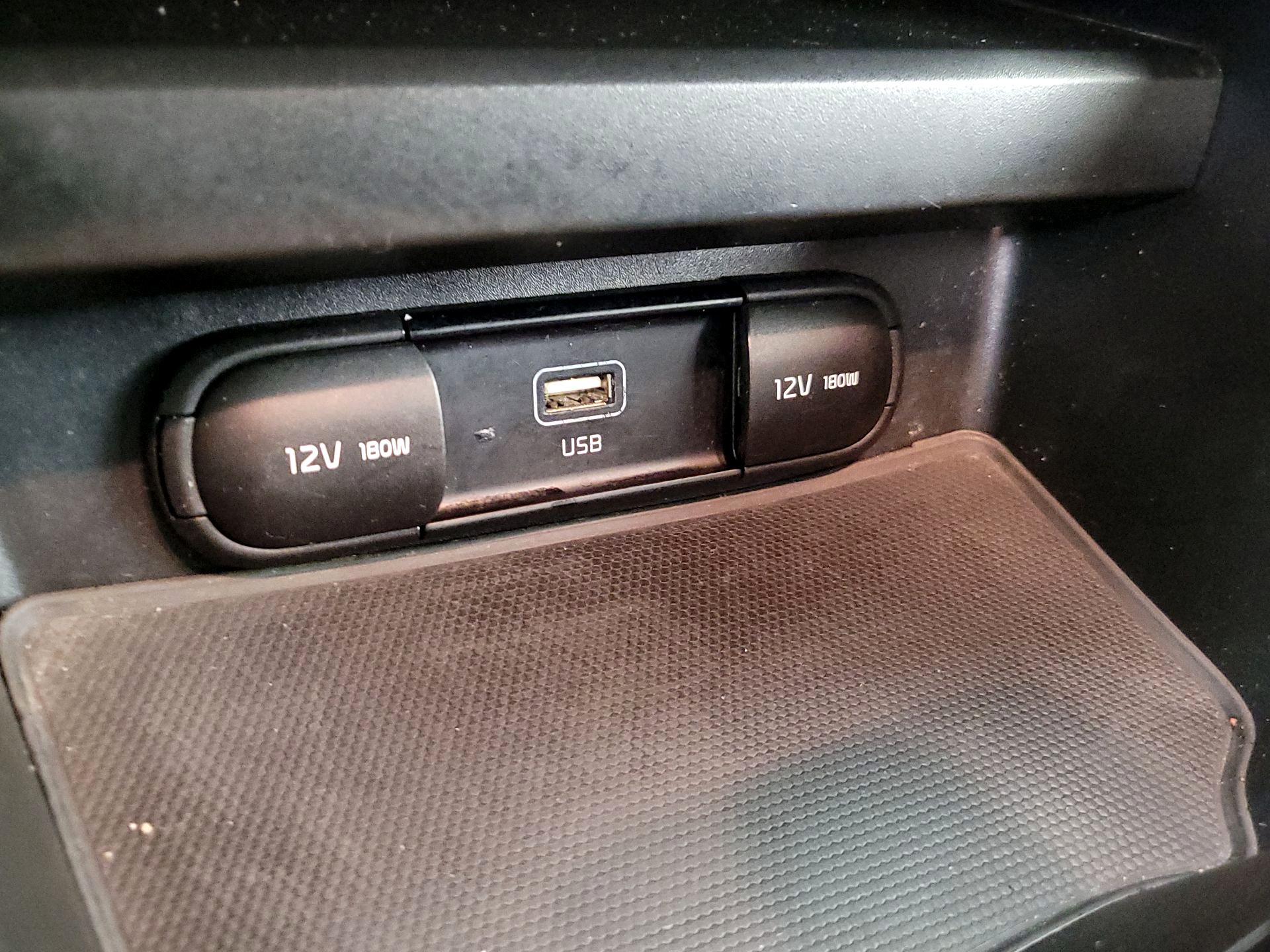 Thumbnail: 2023 Kia Soul - 18