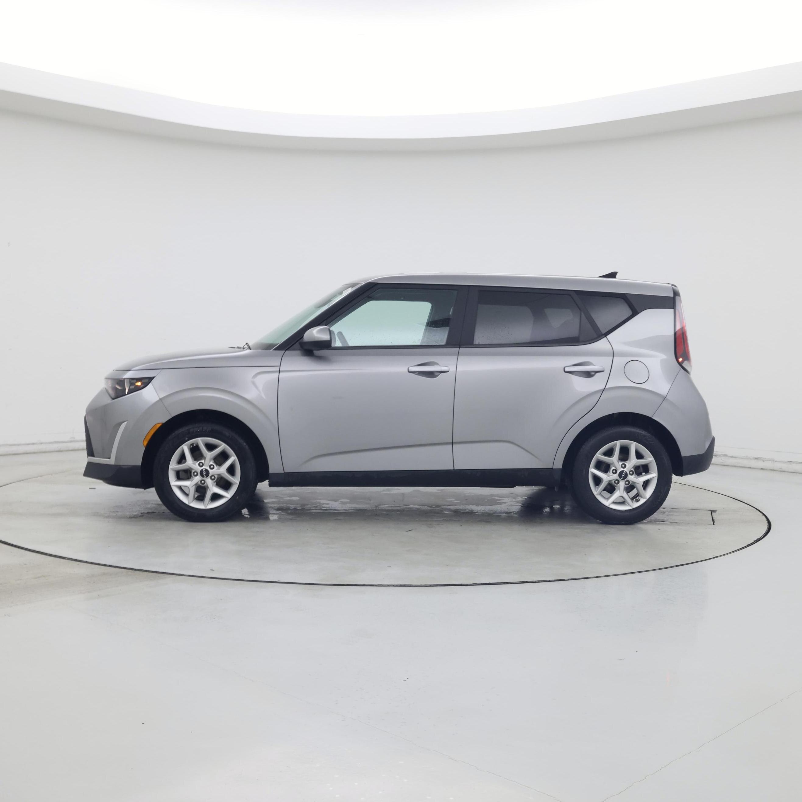 Thumbnail: 2023 Kia Soul - 3